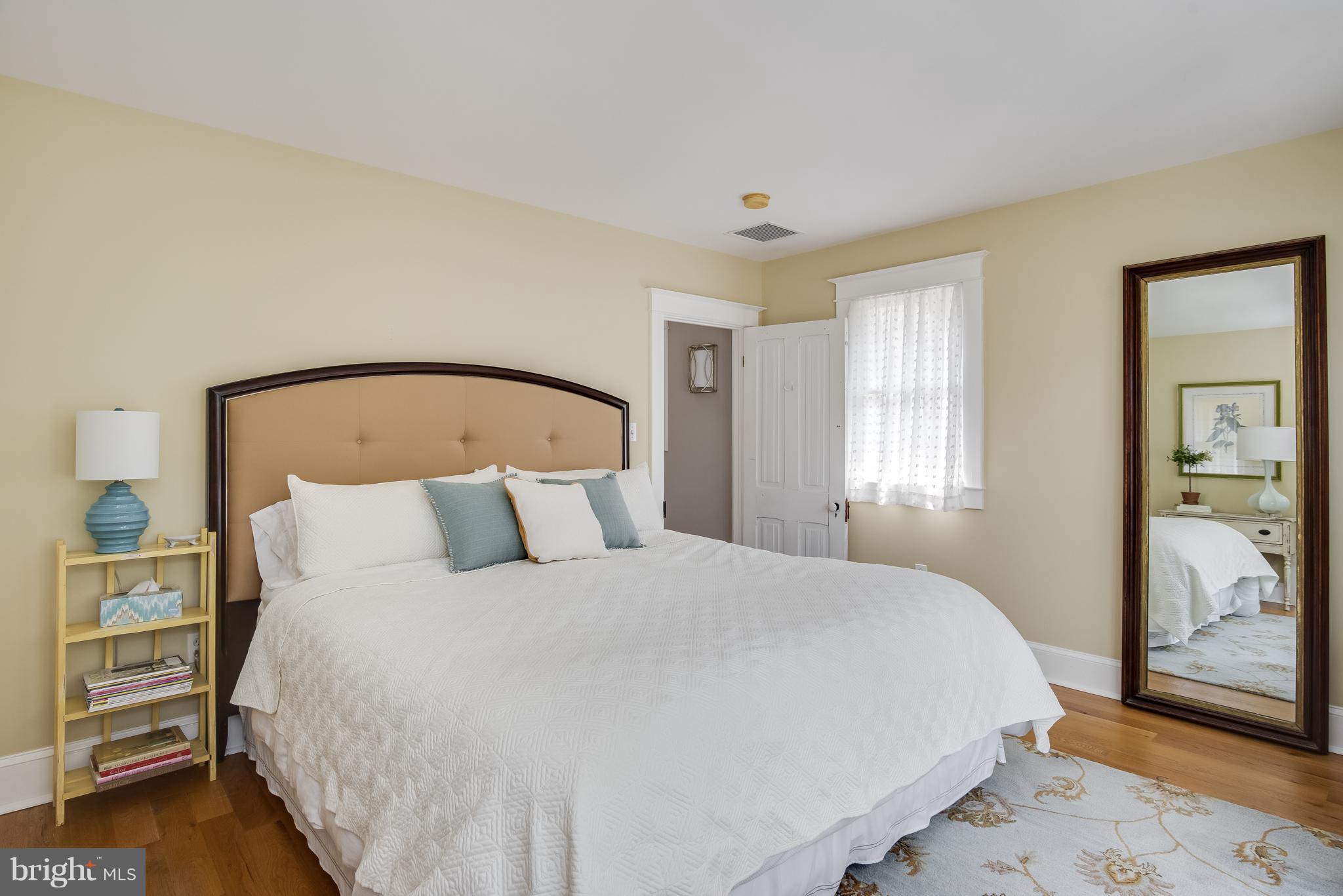 MURRAY HILL - Residential