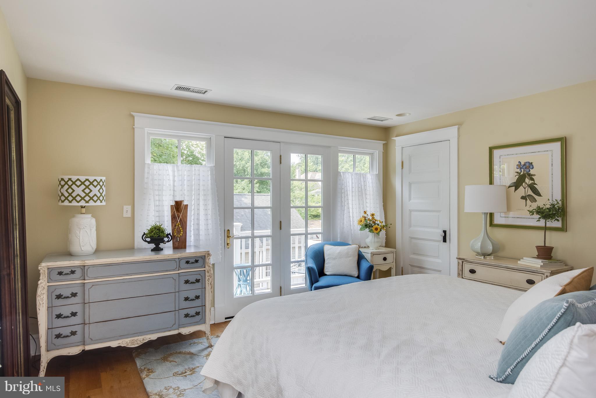 MURRAY HILL - Residential