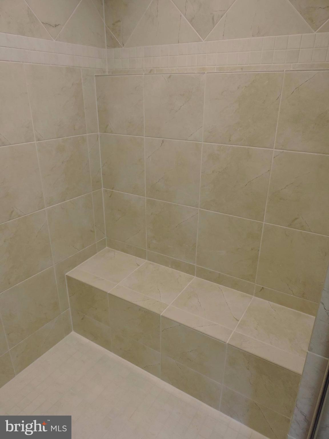 AUTUMN WOODS - Residential