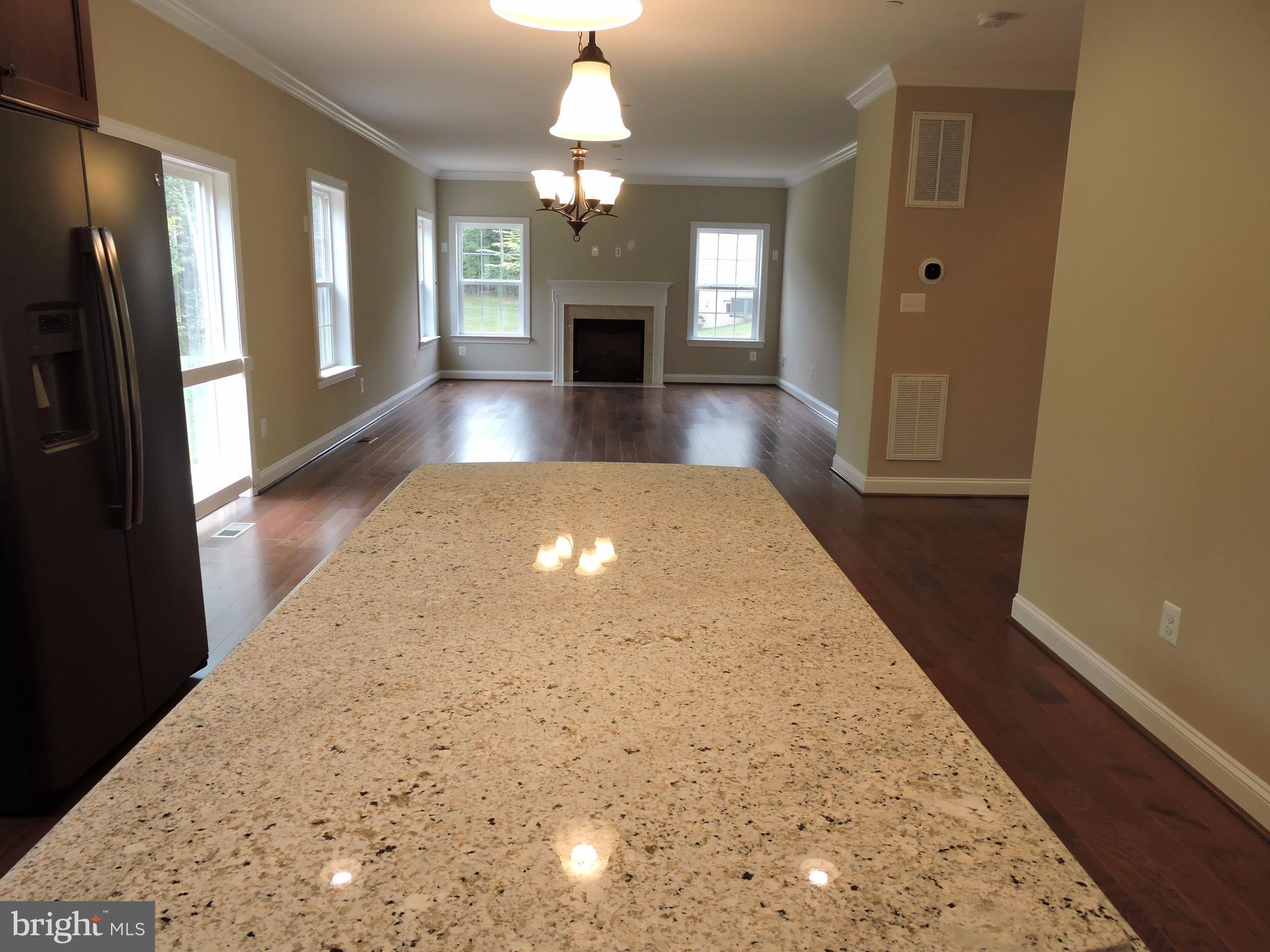 AUTUMN WOODS - Residential