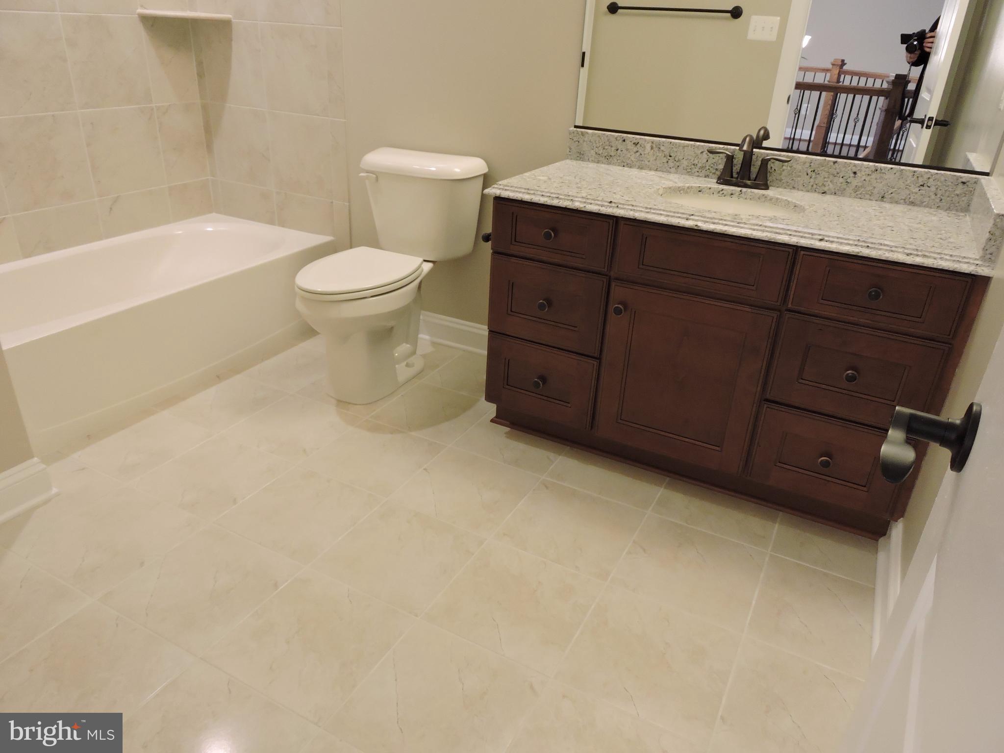 AUTUMN WOODS - Residential