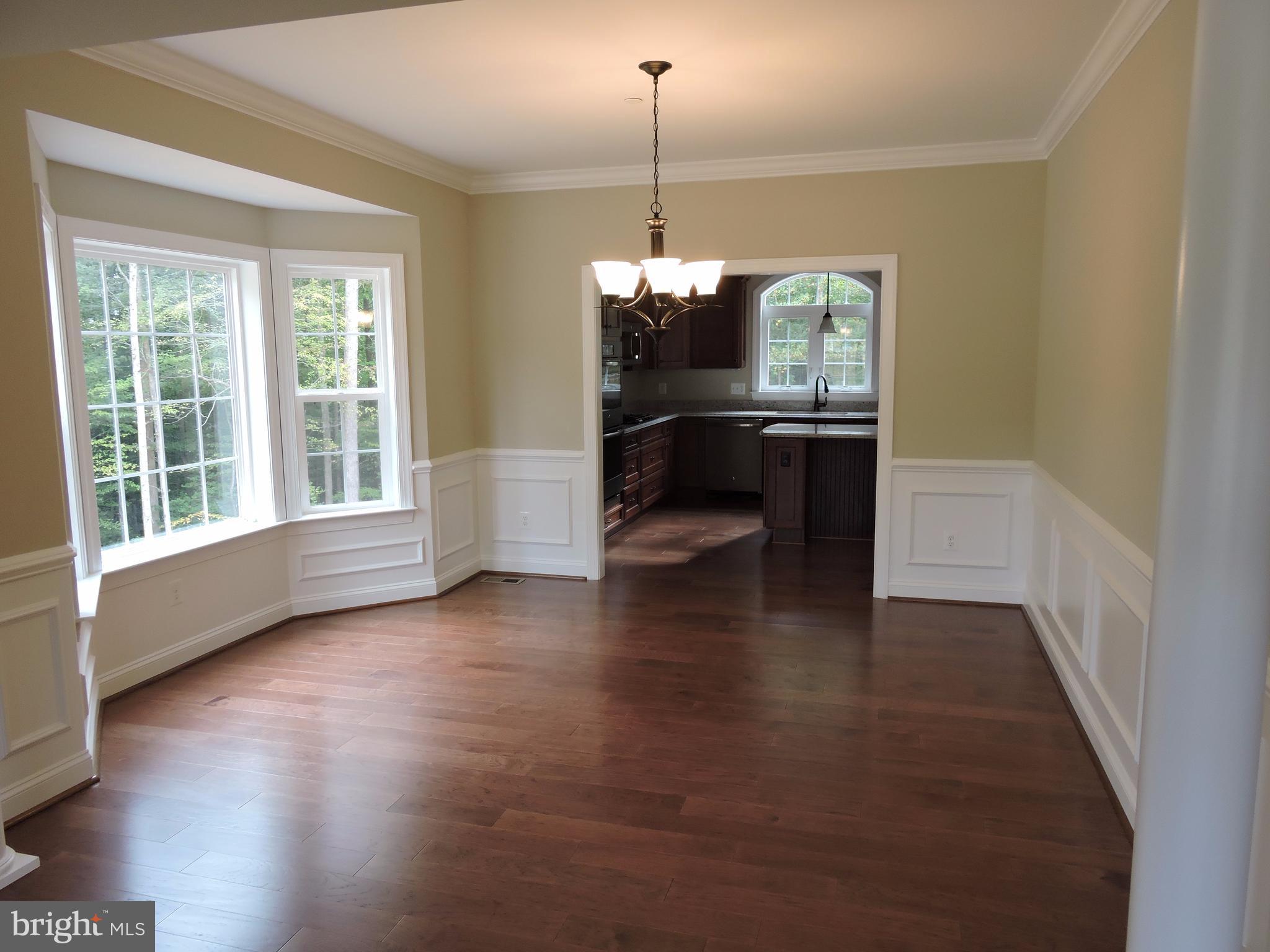 AUTUMN WOODS - Residential