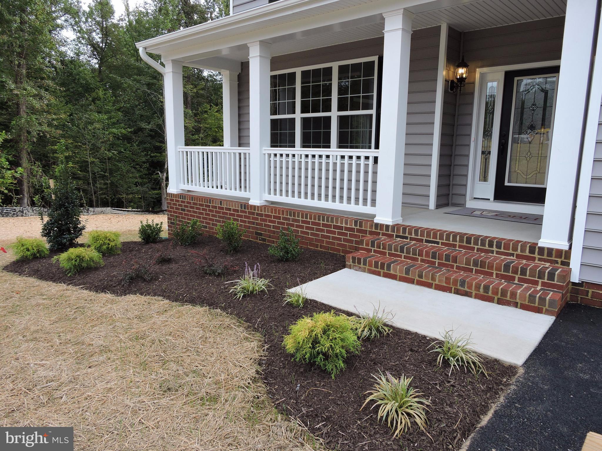 AUTUMN WOODS - Residential