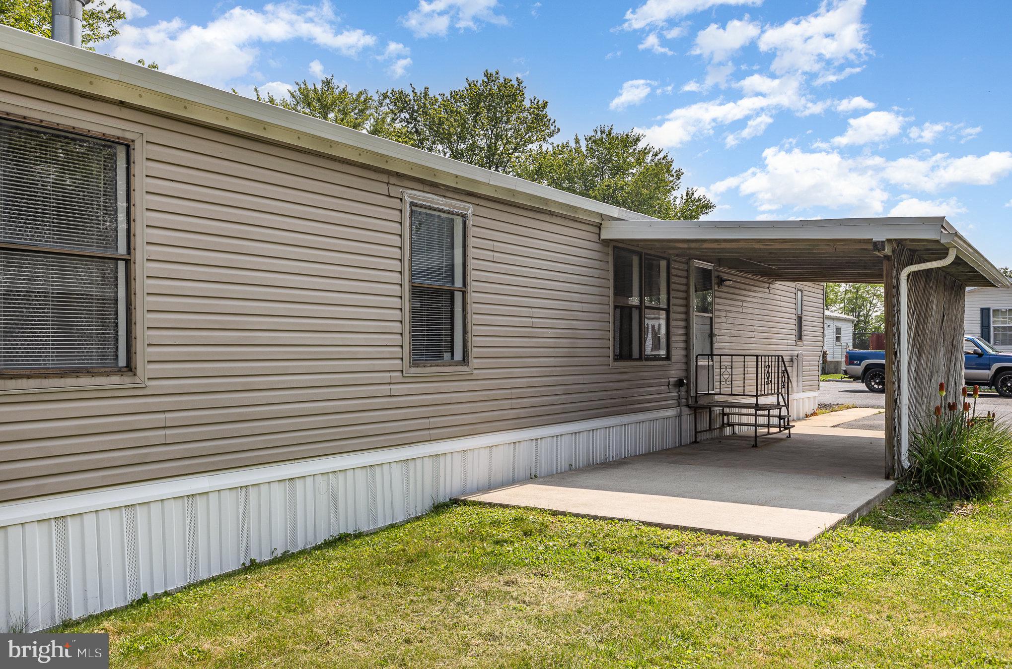 35 REO DRIVE