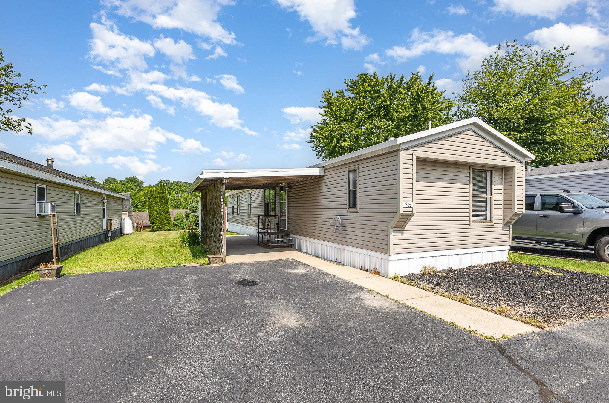 35 REO DRIVE