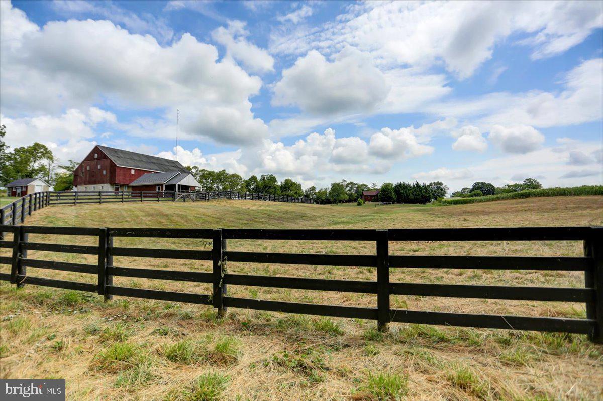 PETERS TWP - Land