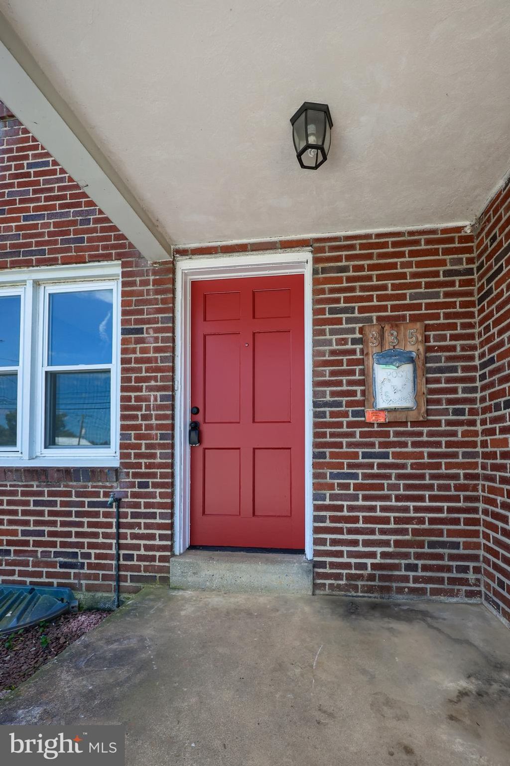 Photo of 335 Lincoln Avenue, EPHRATA, PA 17522 (MLS # PALA2076446)
