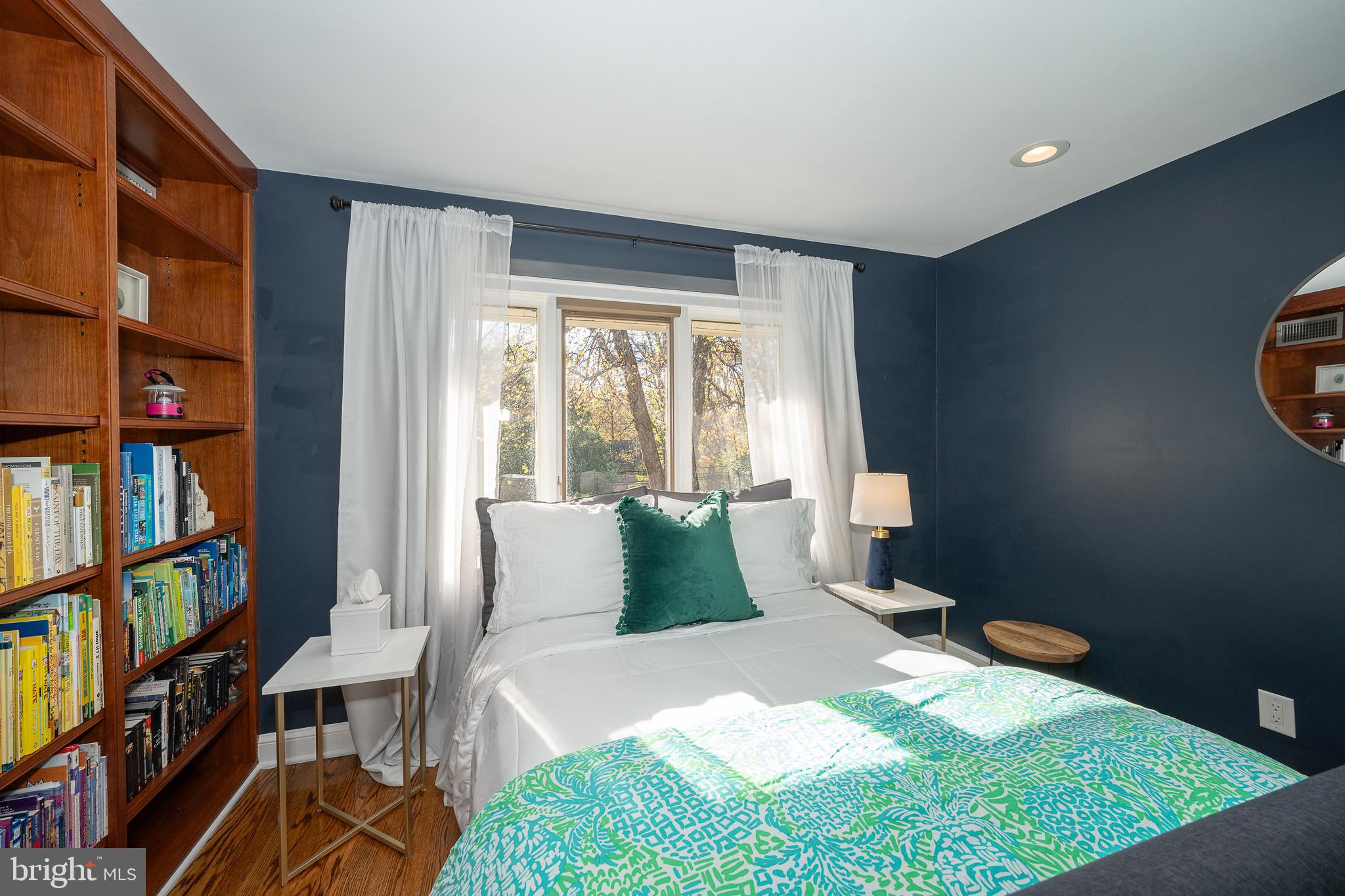 BRYN MAWR - Residential