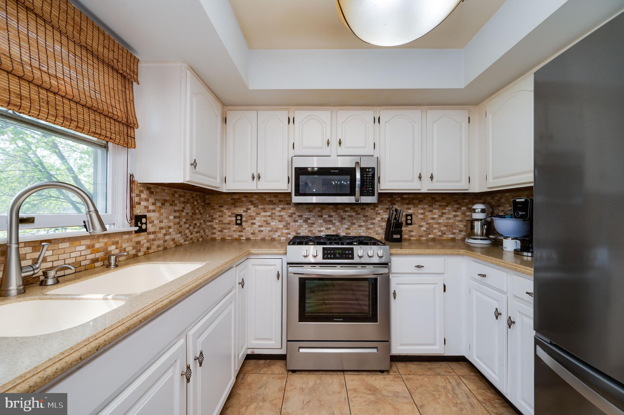 SADDLEBROOK - Residential