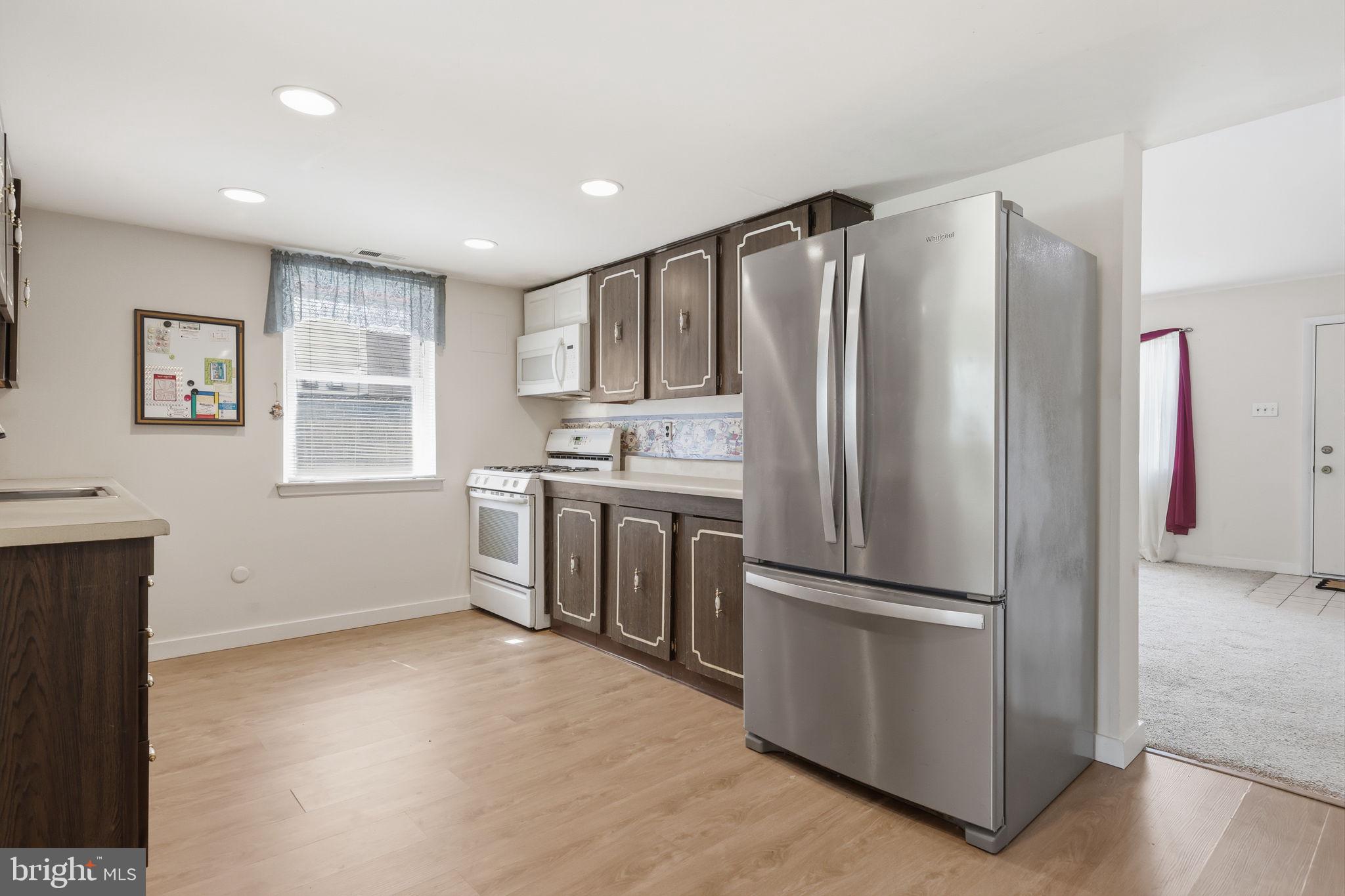 BUSTLETON - Residential