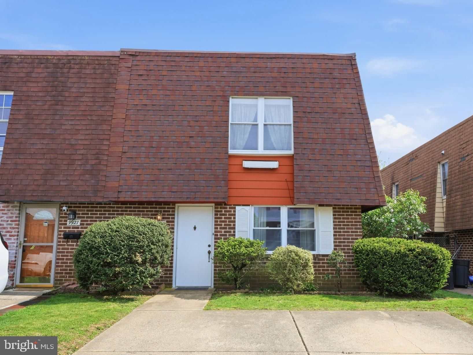 BUSTLETON - Residential