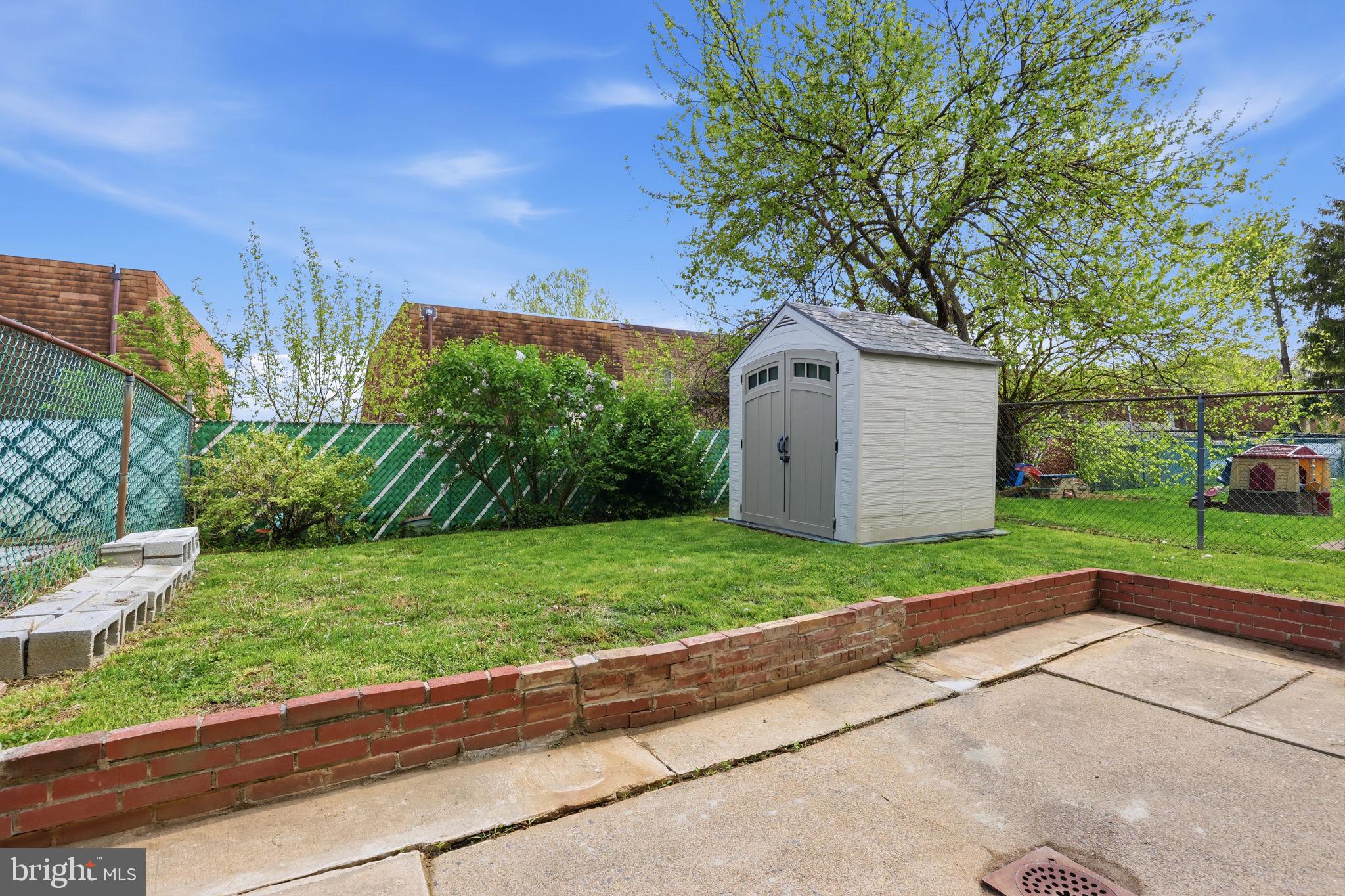 BUSTLETON - Residential