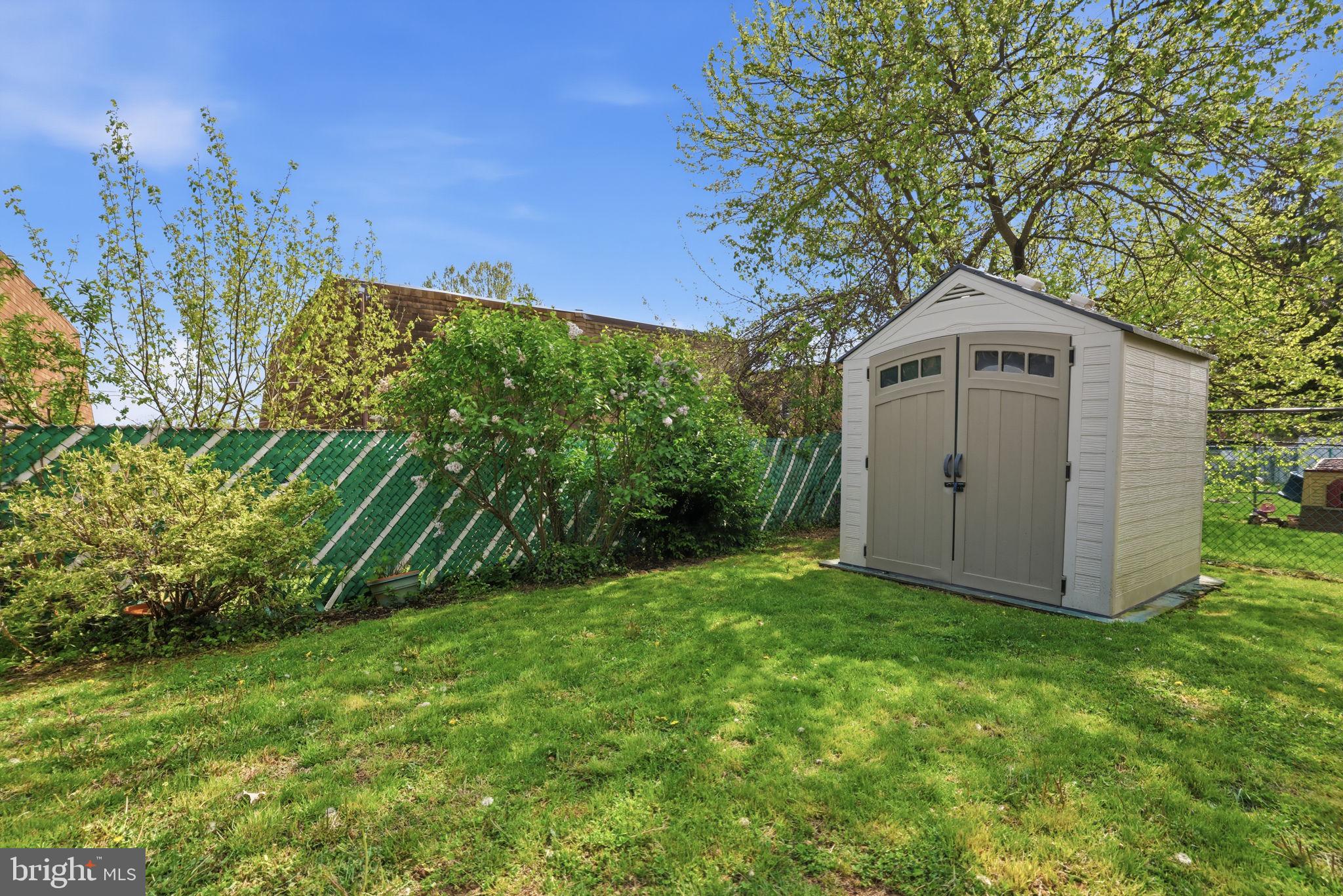 BUSTLETON - Residential