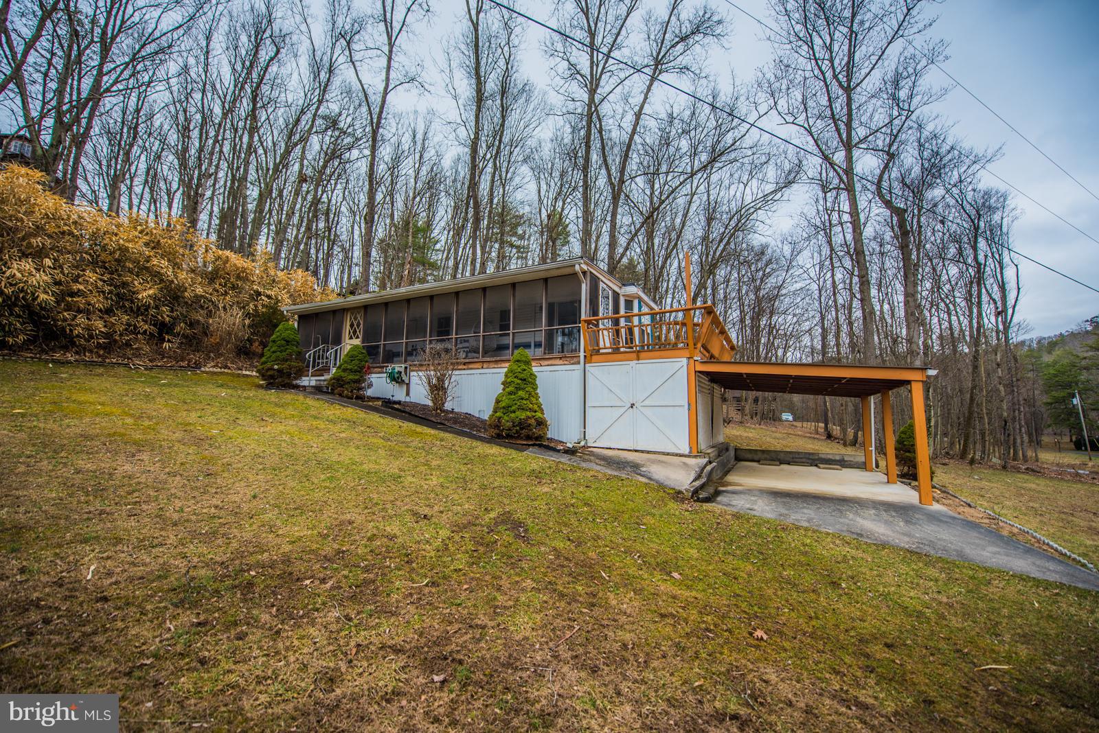 CACAPON RIVER - Residential