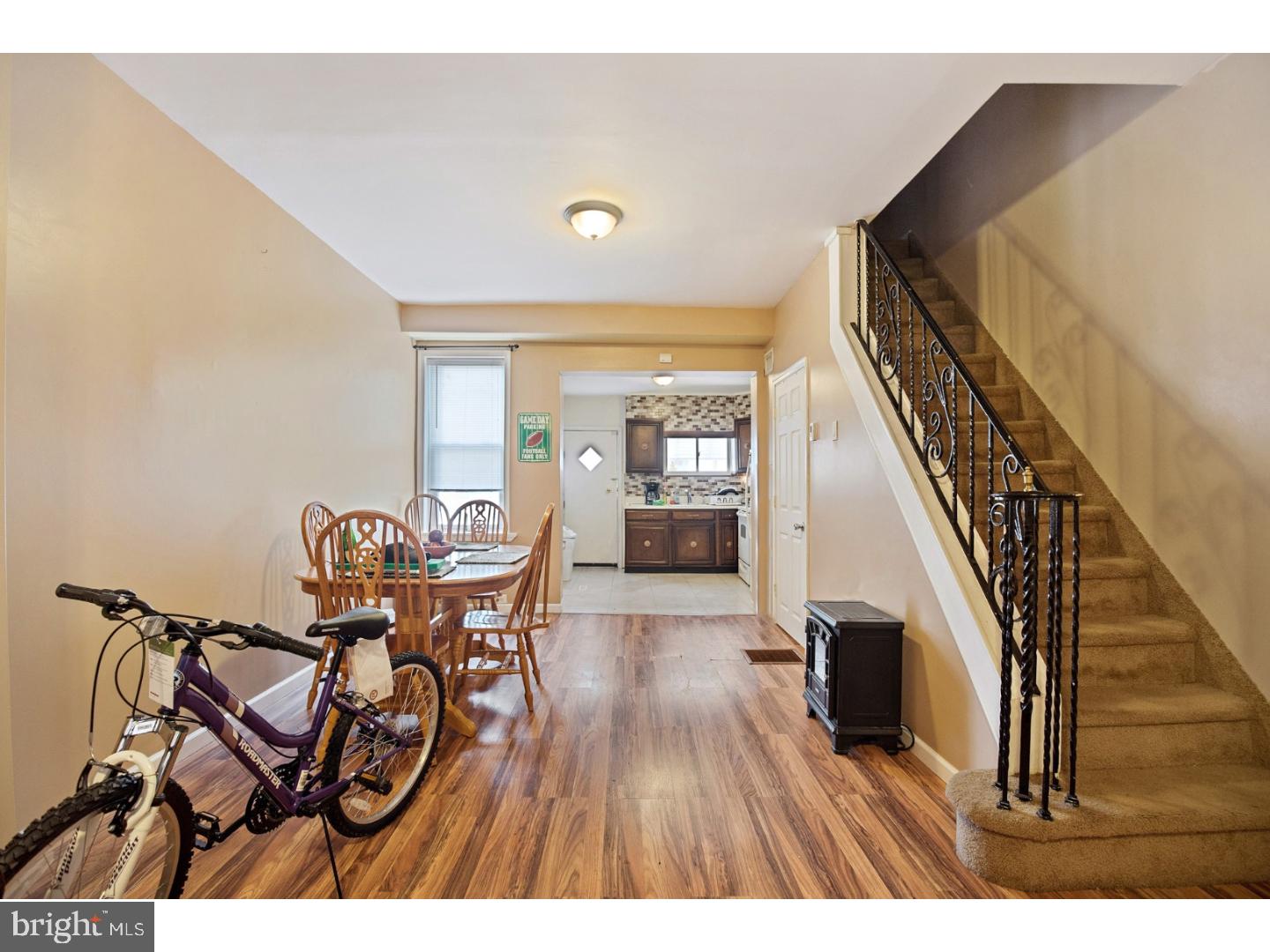 BRIDESBURG - Residential