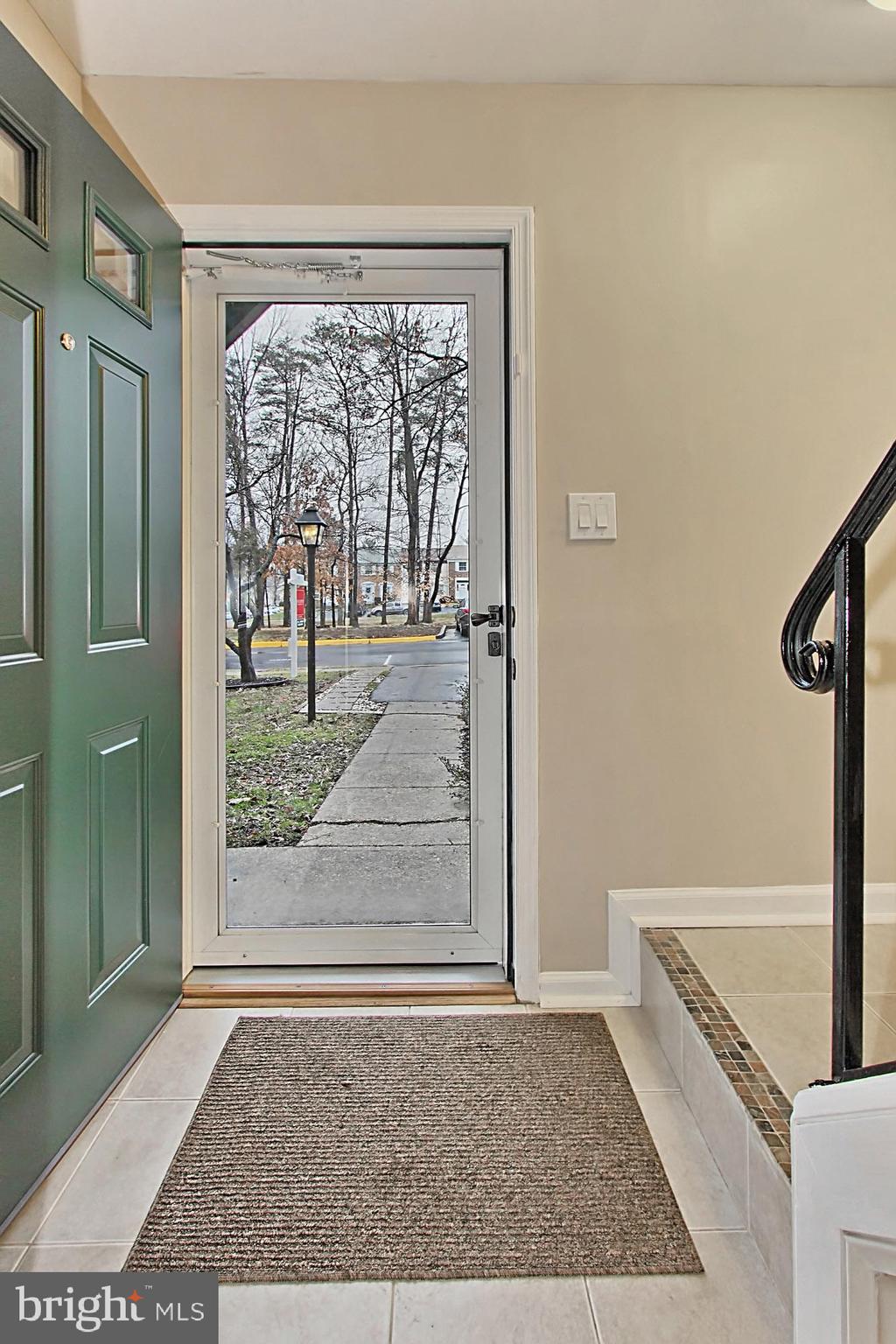 LONDON TOWNE - Residential