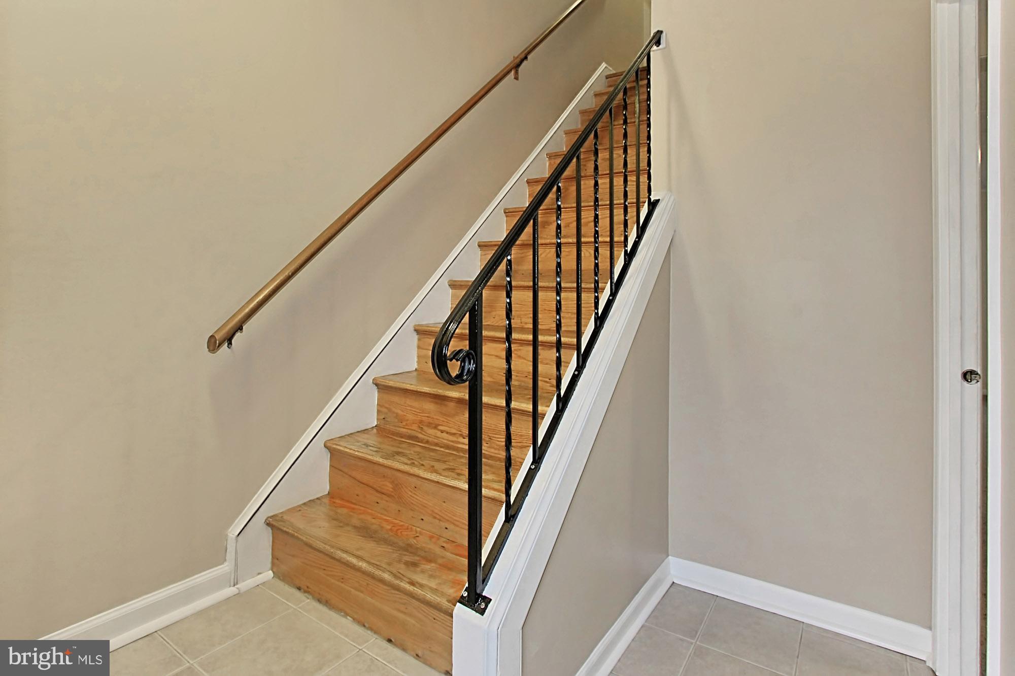 LONDON TOWNE - Residential