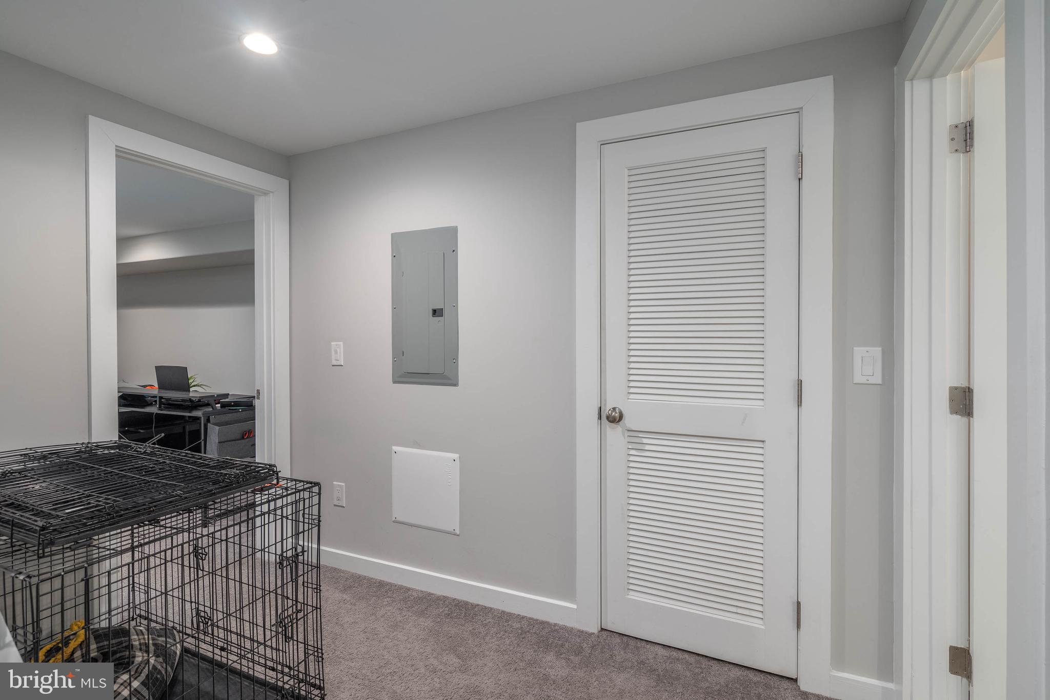 POINT BREEZE - Residential
