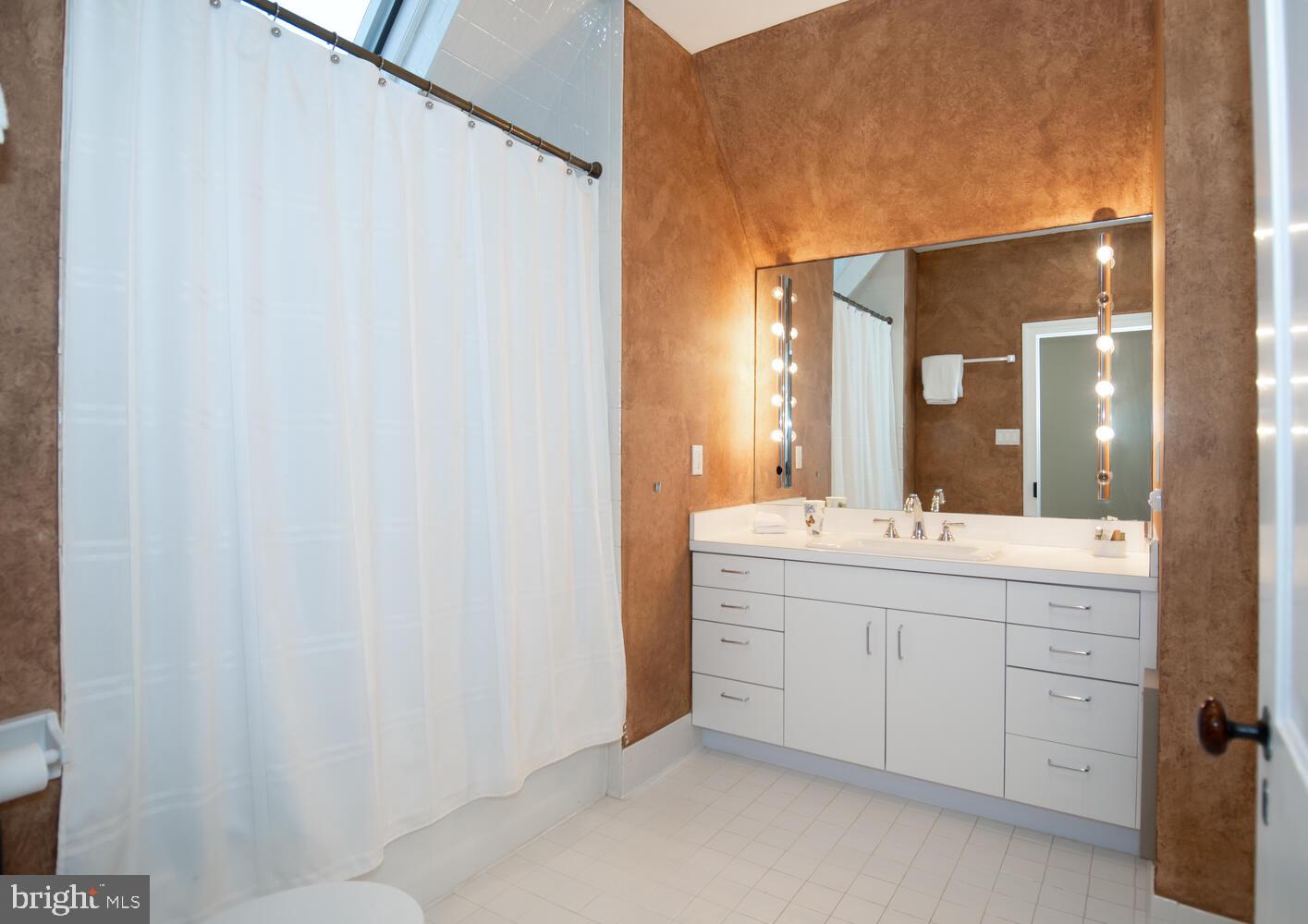 OXFORD - Residential