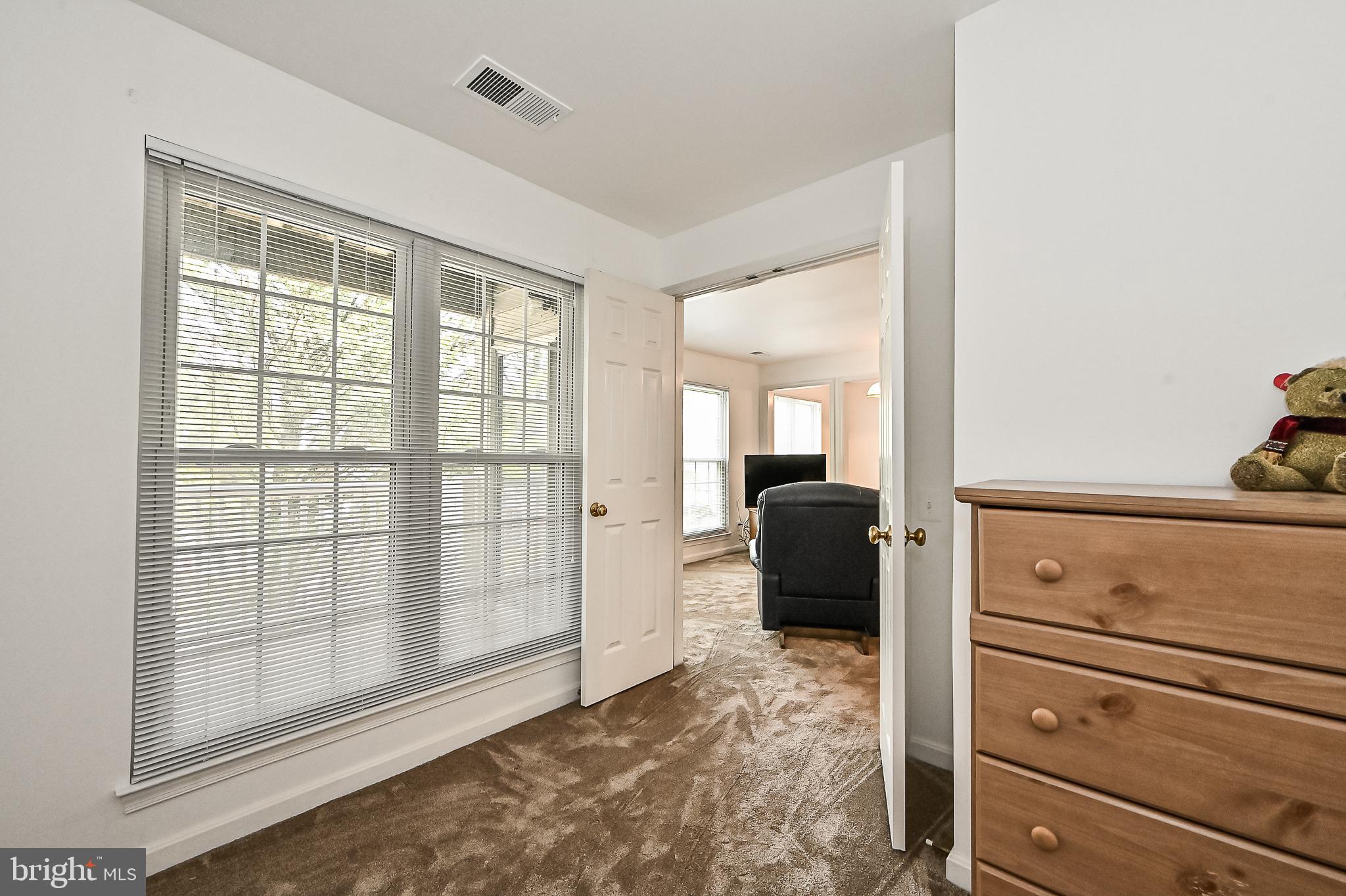 GUNSTON CORNER - Residential