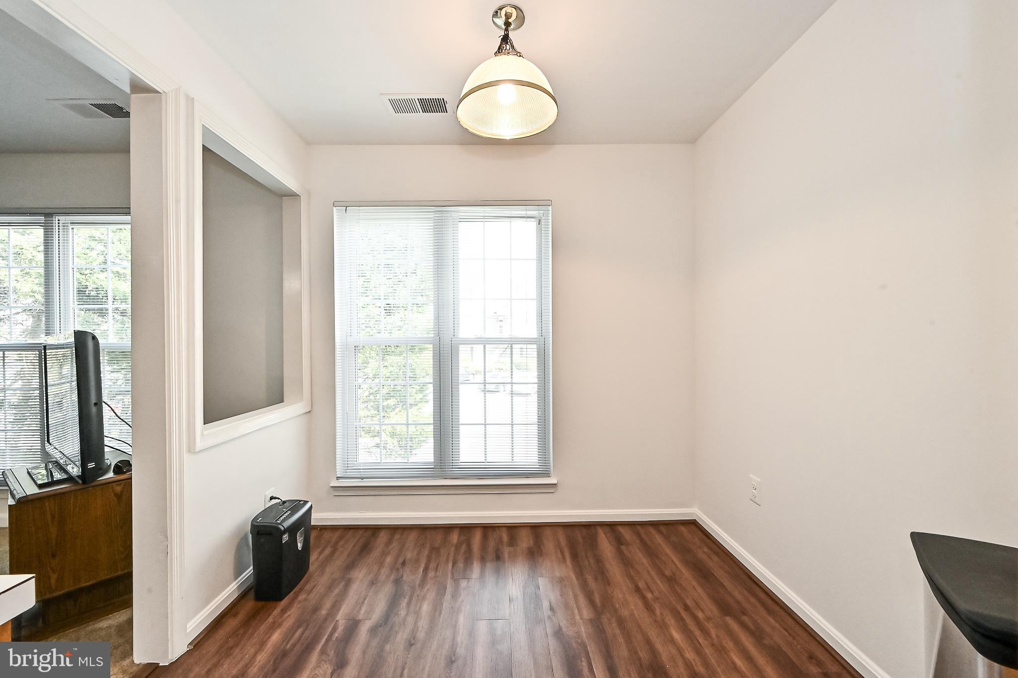 GUNSTON CORNER - Residential