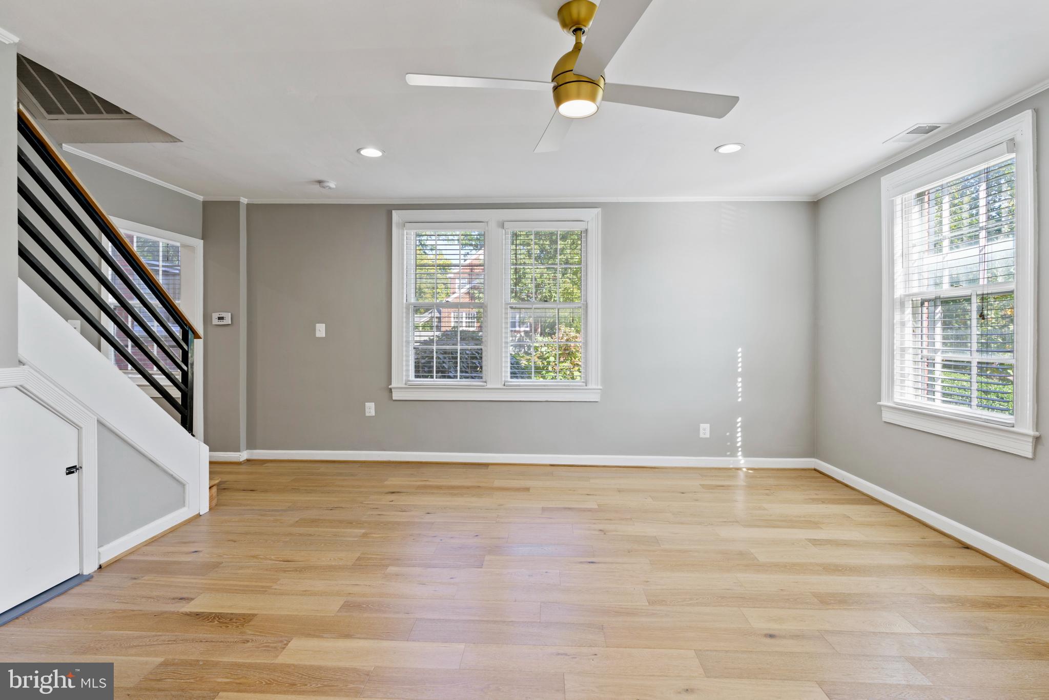 ARLINGTON VILLAGE - Residential Lease