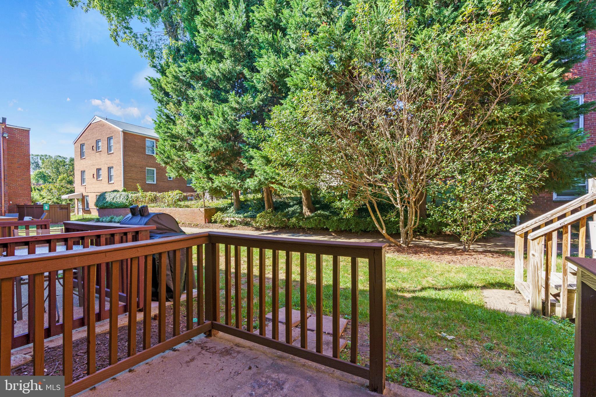 ARLINGTON VILLAGE - Residential Lease