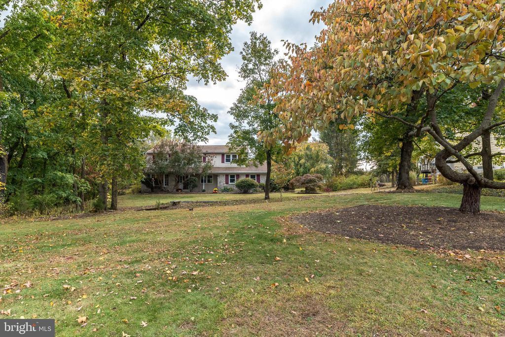 Photo of 2728 Red Gate Drive, DOYLESTOWN, PA 18902 (MLS # PABU2108172)