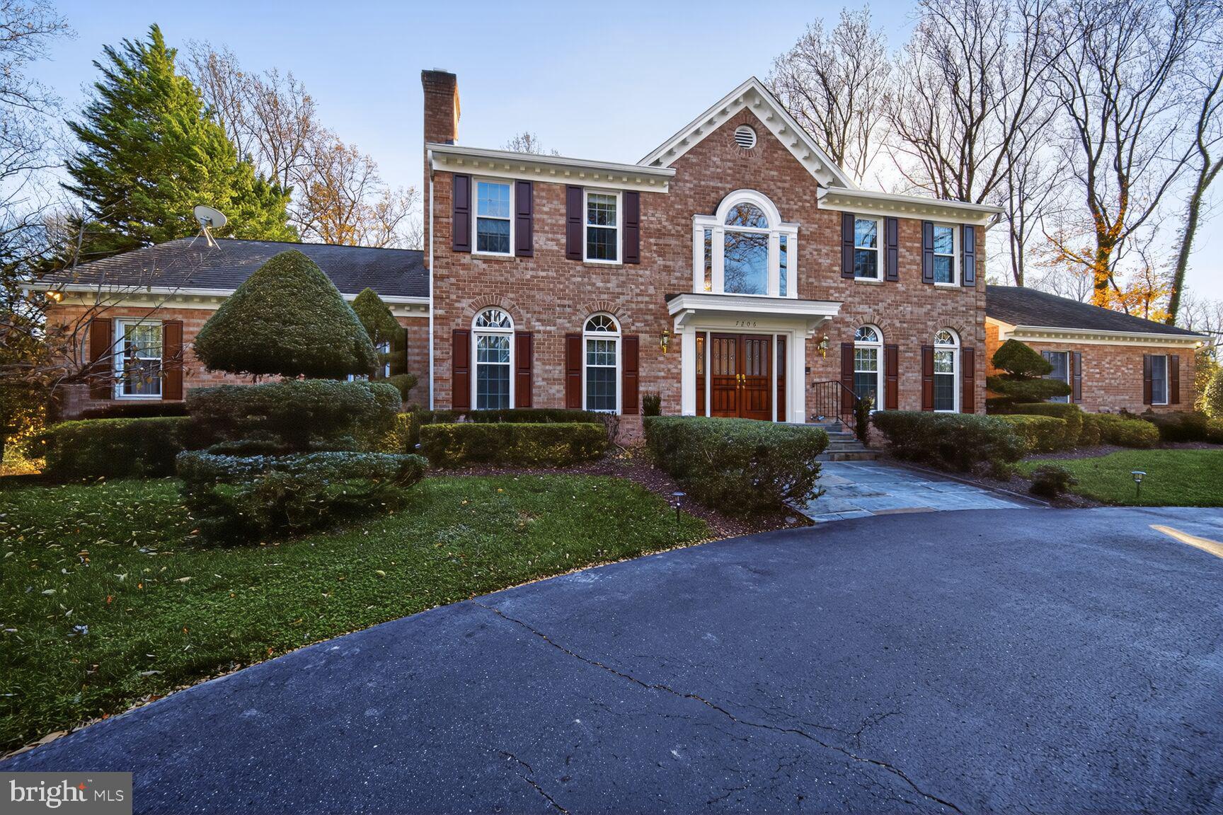 7206 BRADLEY BOULEVARD