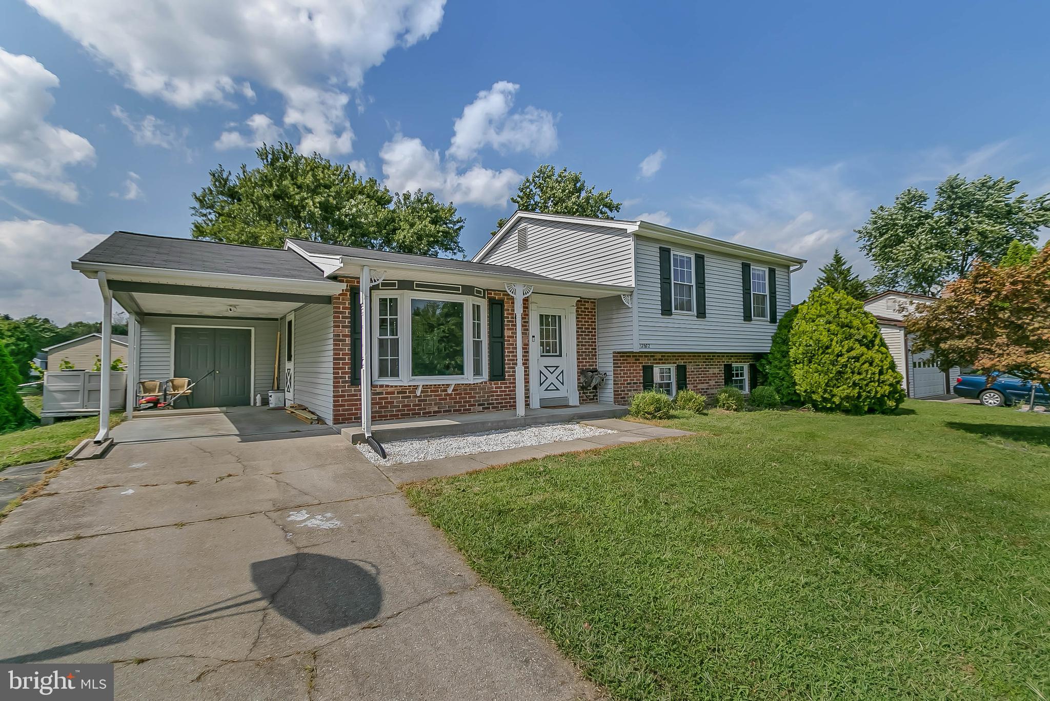 HILLMEADE STATION - Residential