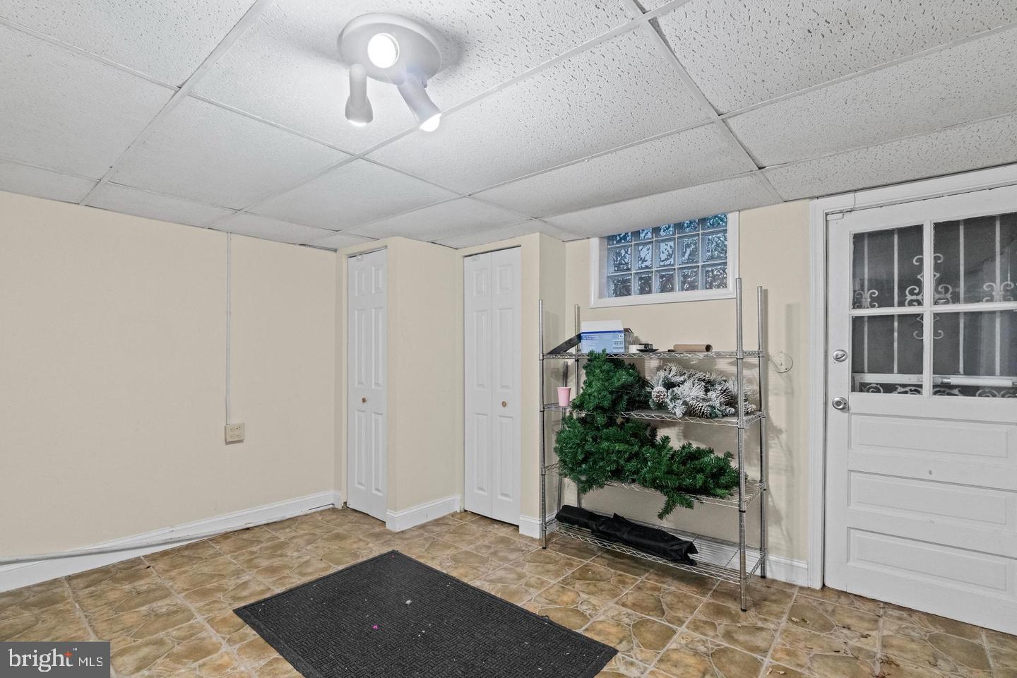 NORTHWOOD - Residential