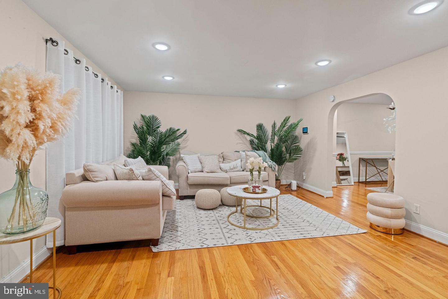 NORTHWOOD - Residential