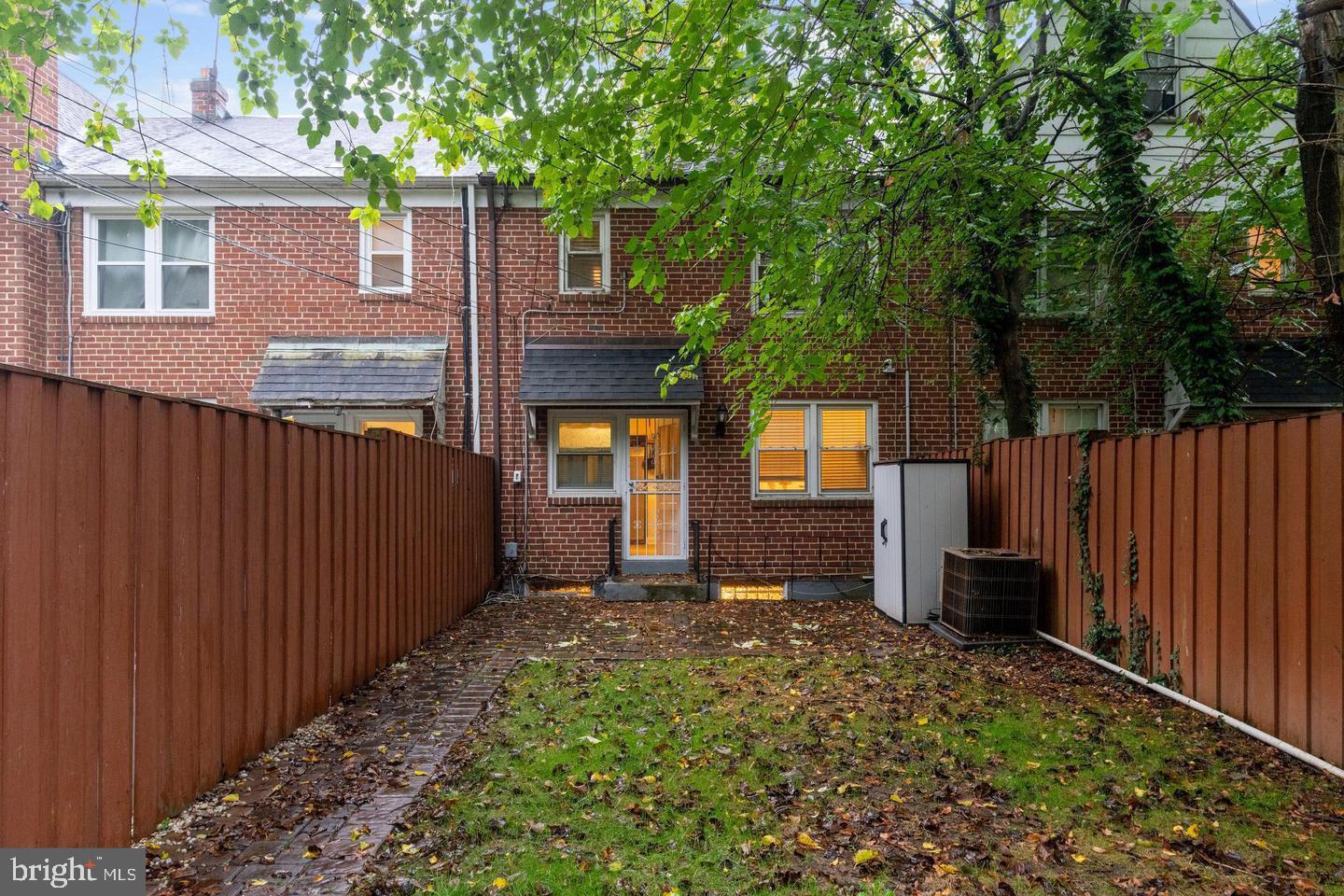 NORTHWOOD - Residential