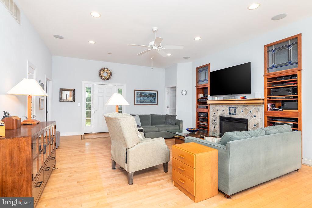 OCEAN PINES - COLONIAL VILLAGE - Residential