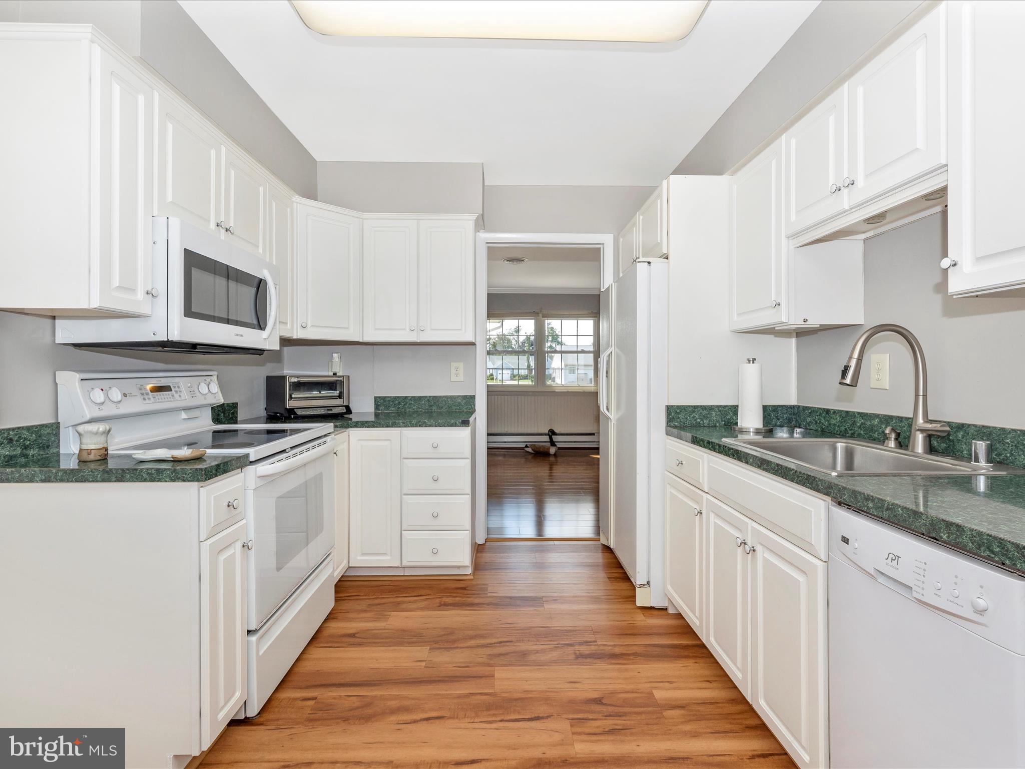 CRESTWOOD VILLAGE - Residential