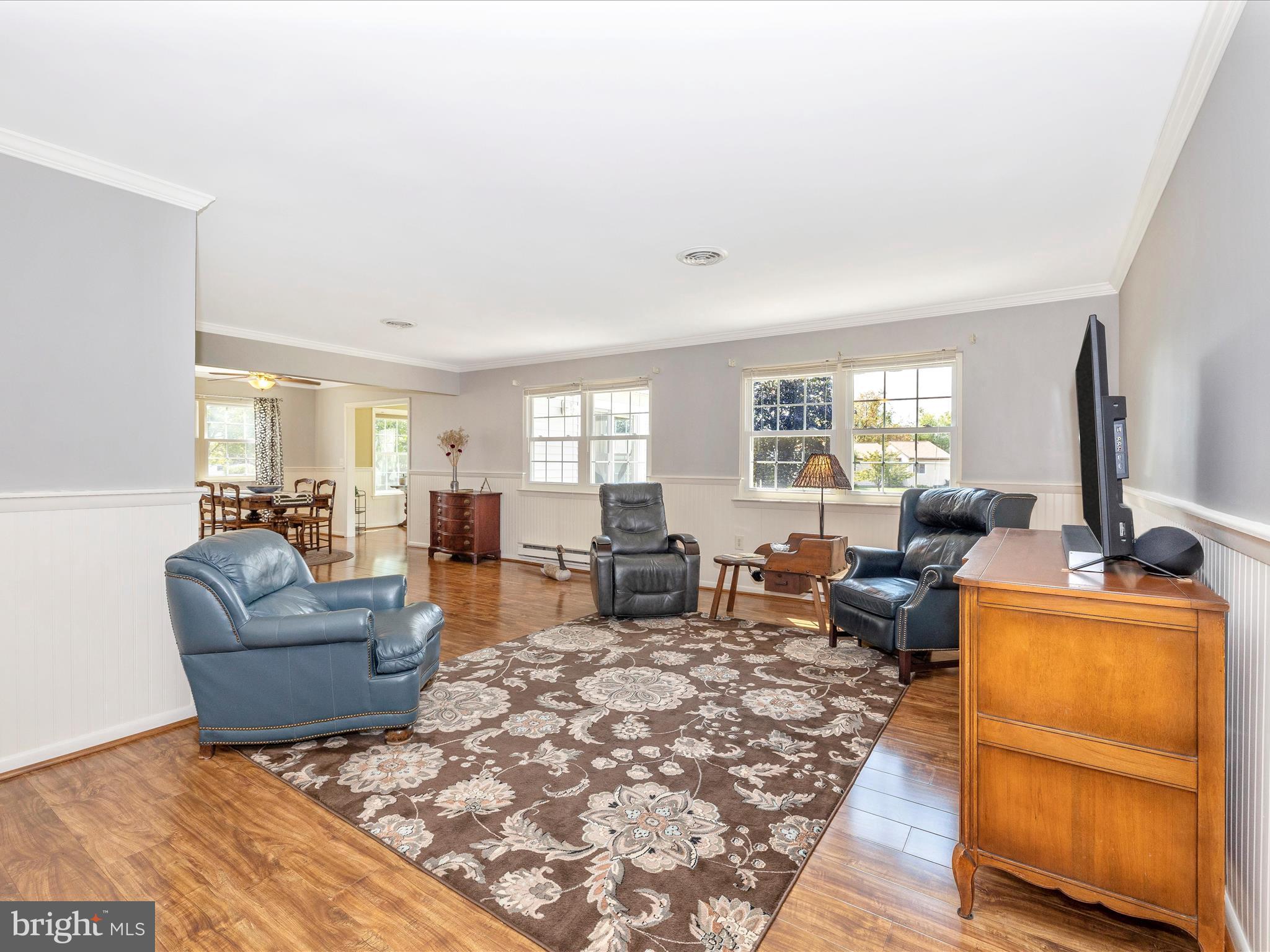 CRESTWOOD VILLAGE - Residential