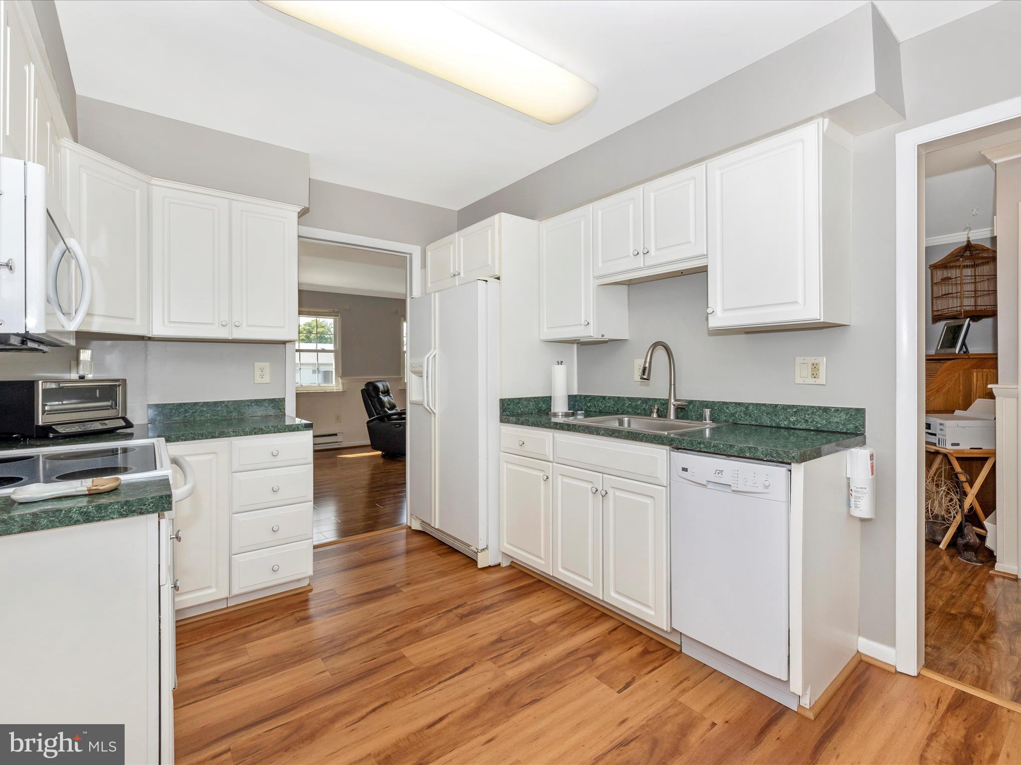 CRESTWOOD VILLAGE - Residential