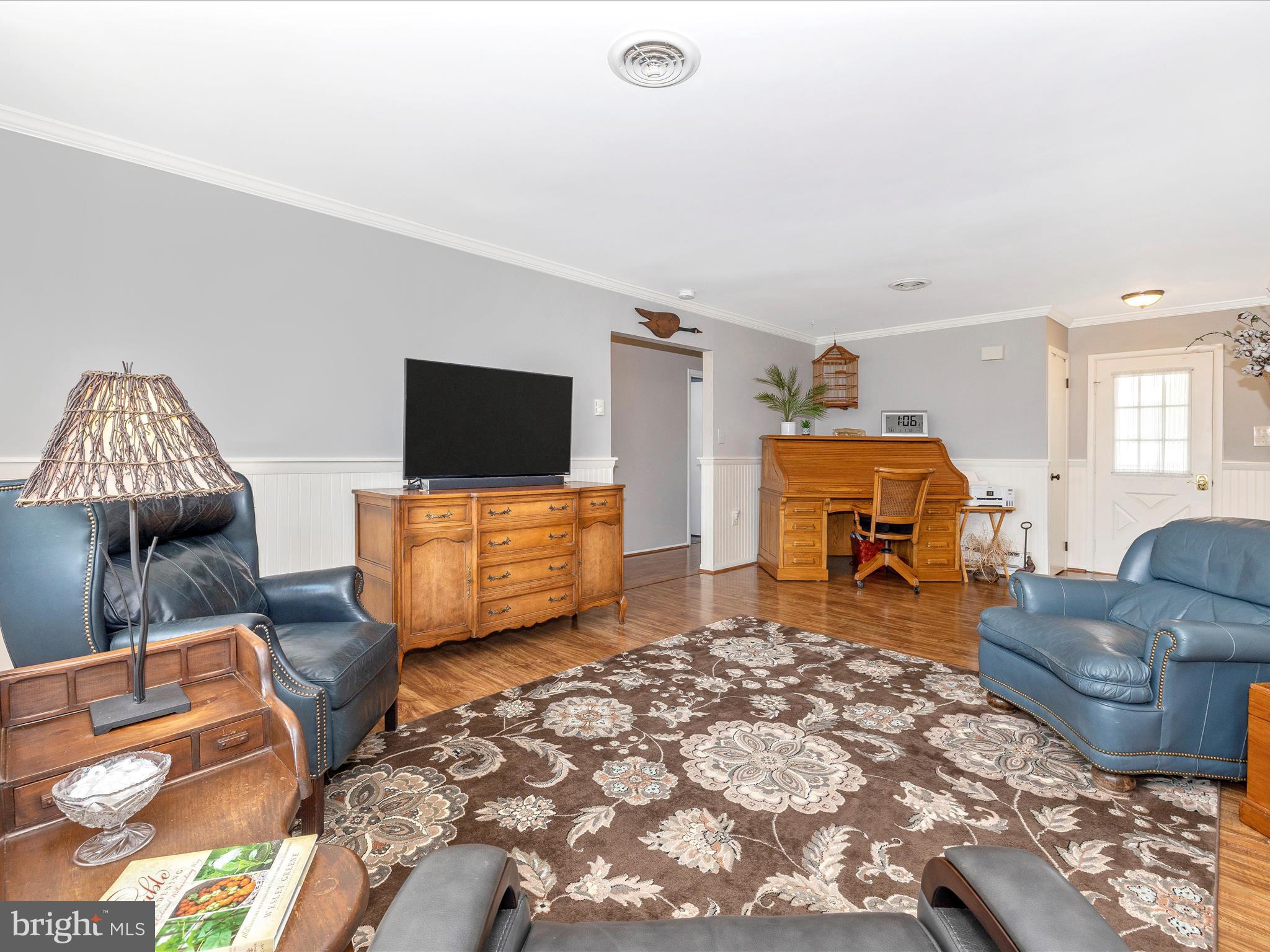 CRESTWOOD VILLAGE - Residential