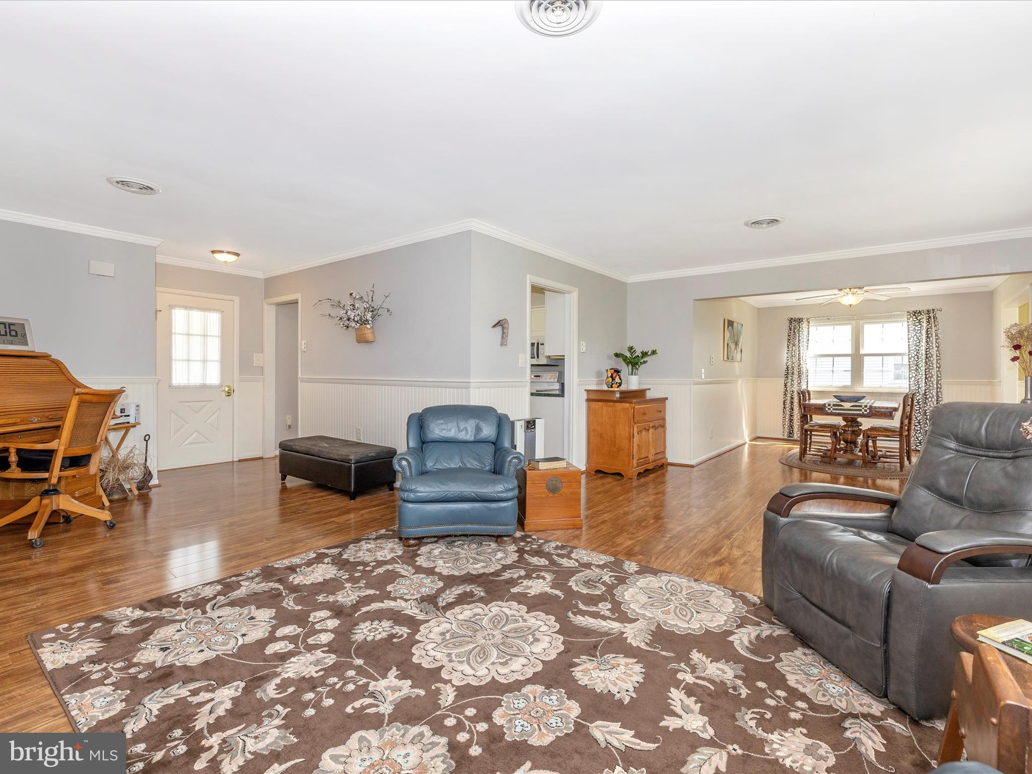 CRESTWOOD VILLAGE - Residential