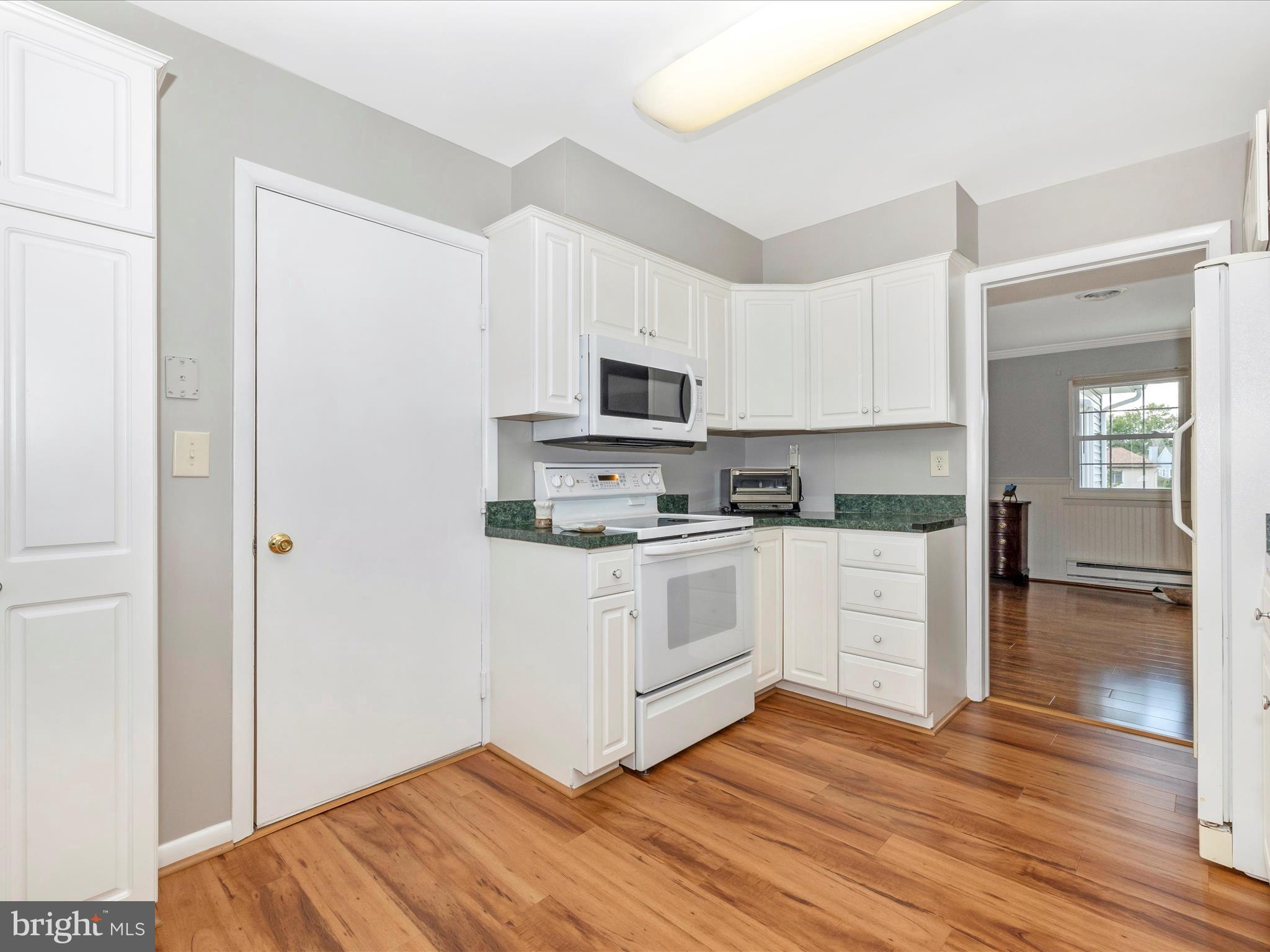 CRESTWOOD VILLAGE - Residential