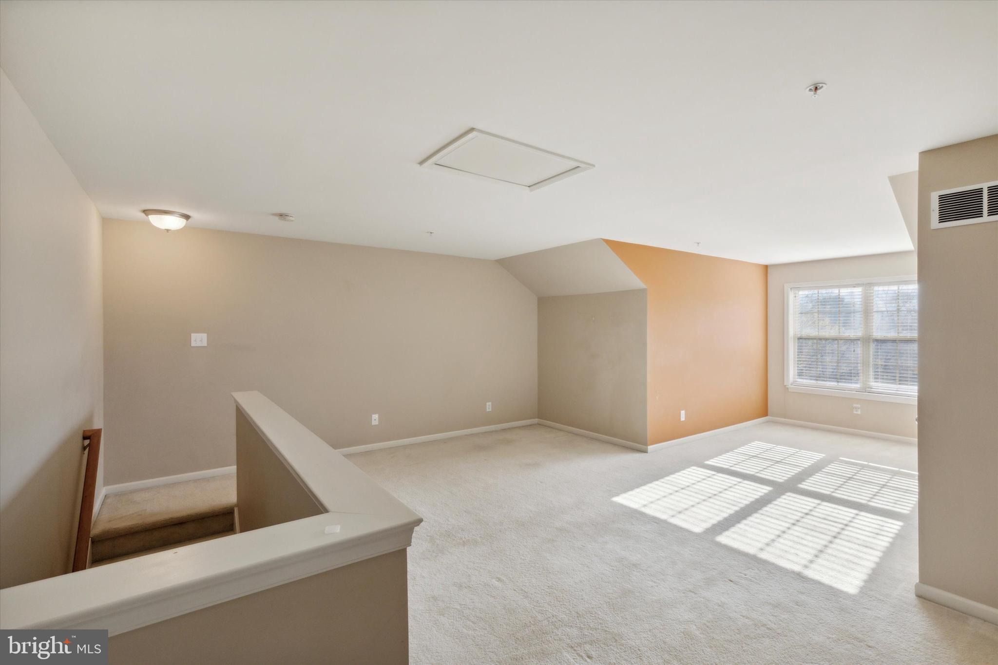 GREEN STREET MEWS - Residential Lease