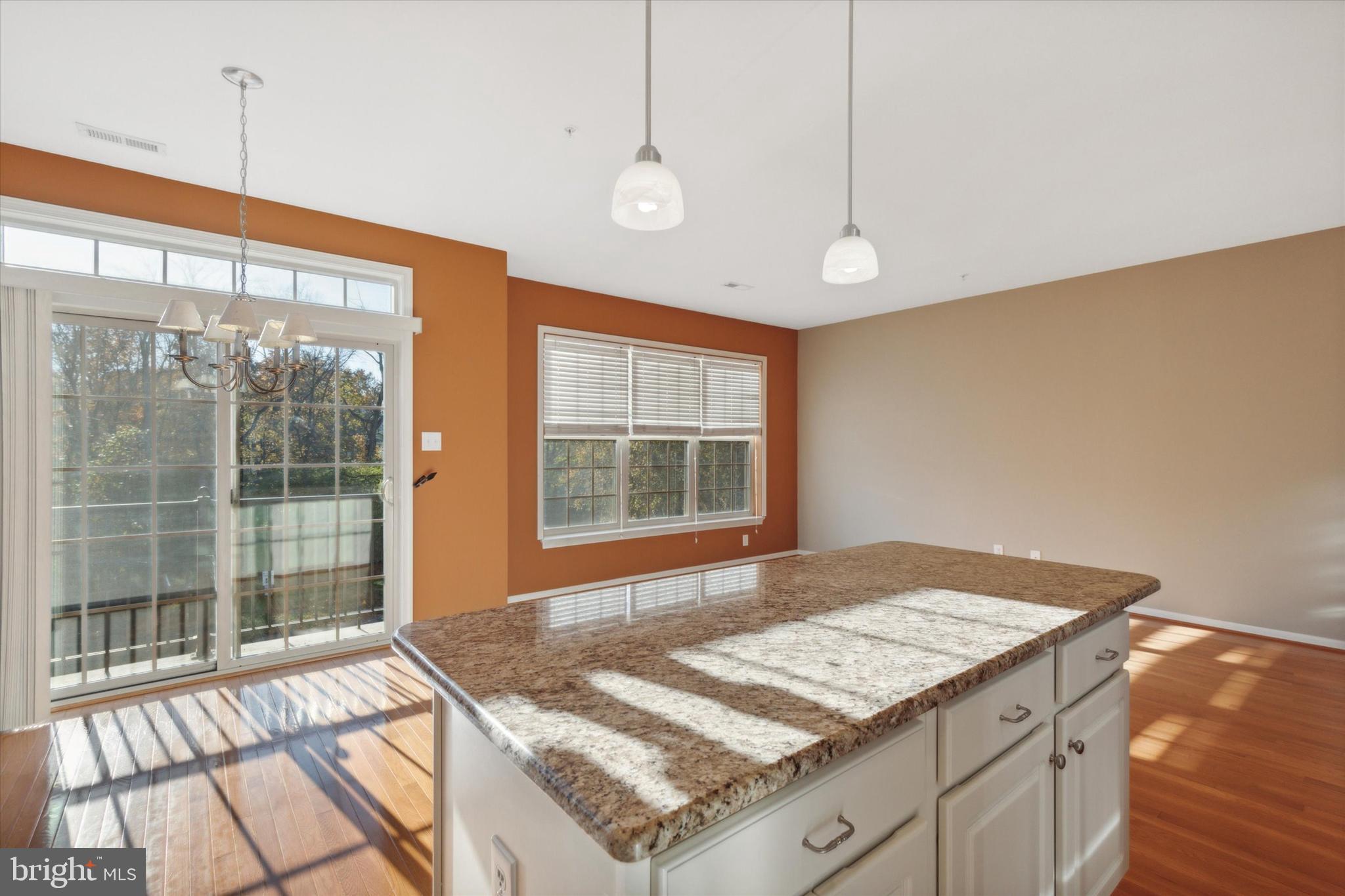 GREEN STREET MEWS - Residential Lease