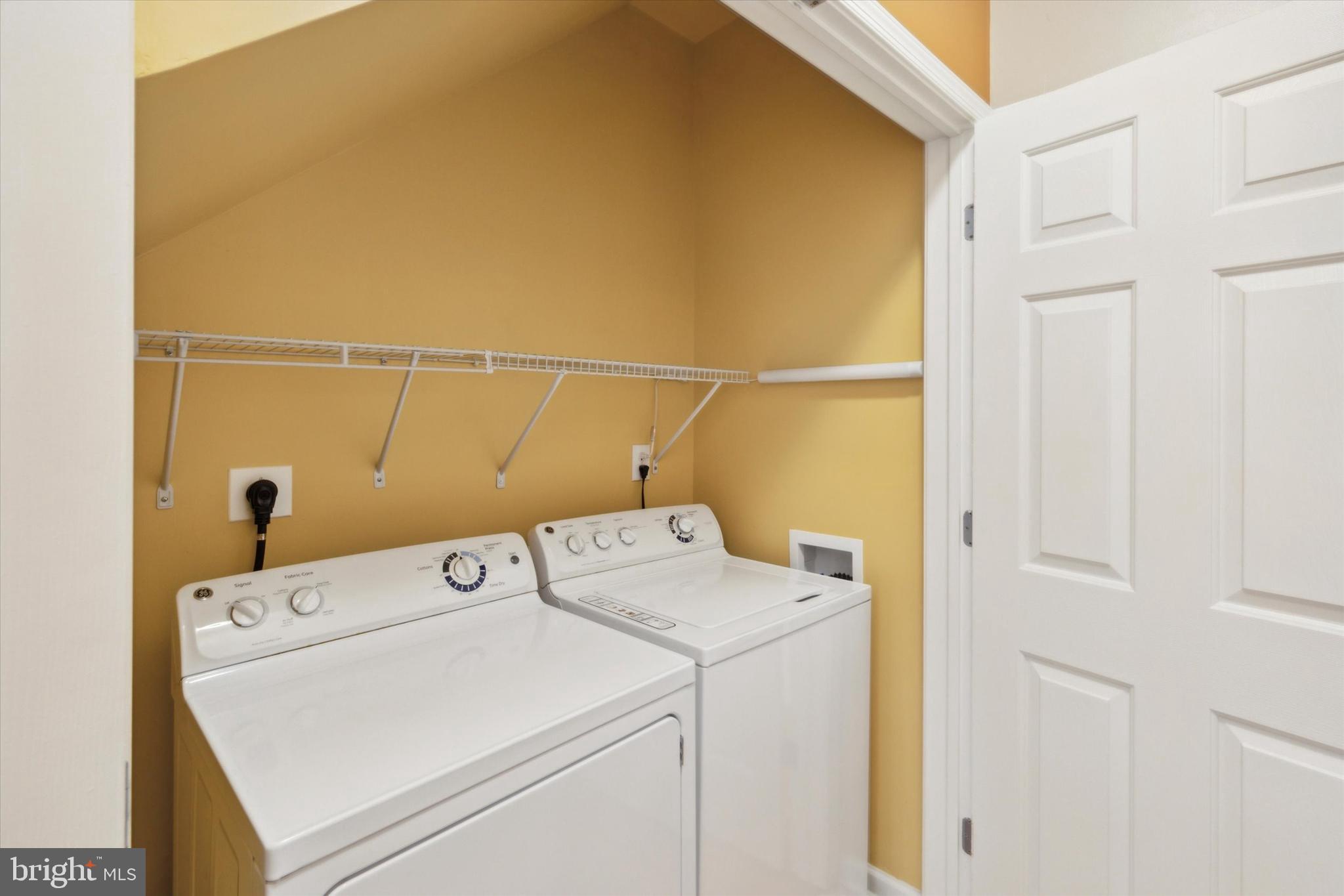 GREEN STREET MEWS - Residential Lease