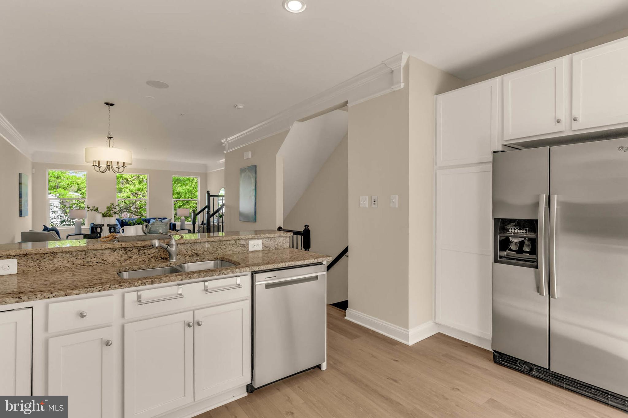 UPTOWN AT MURRAY HILL - Residential