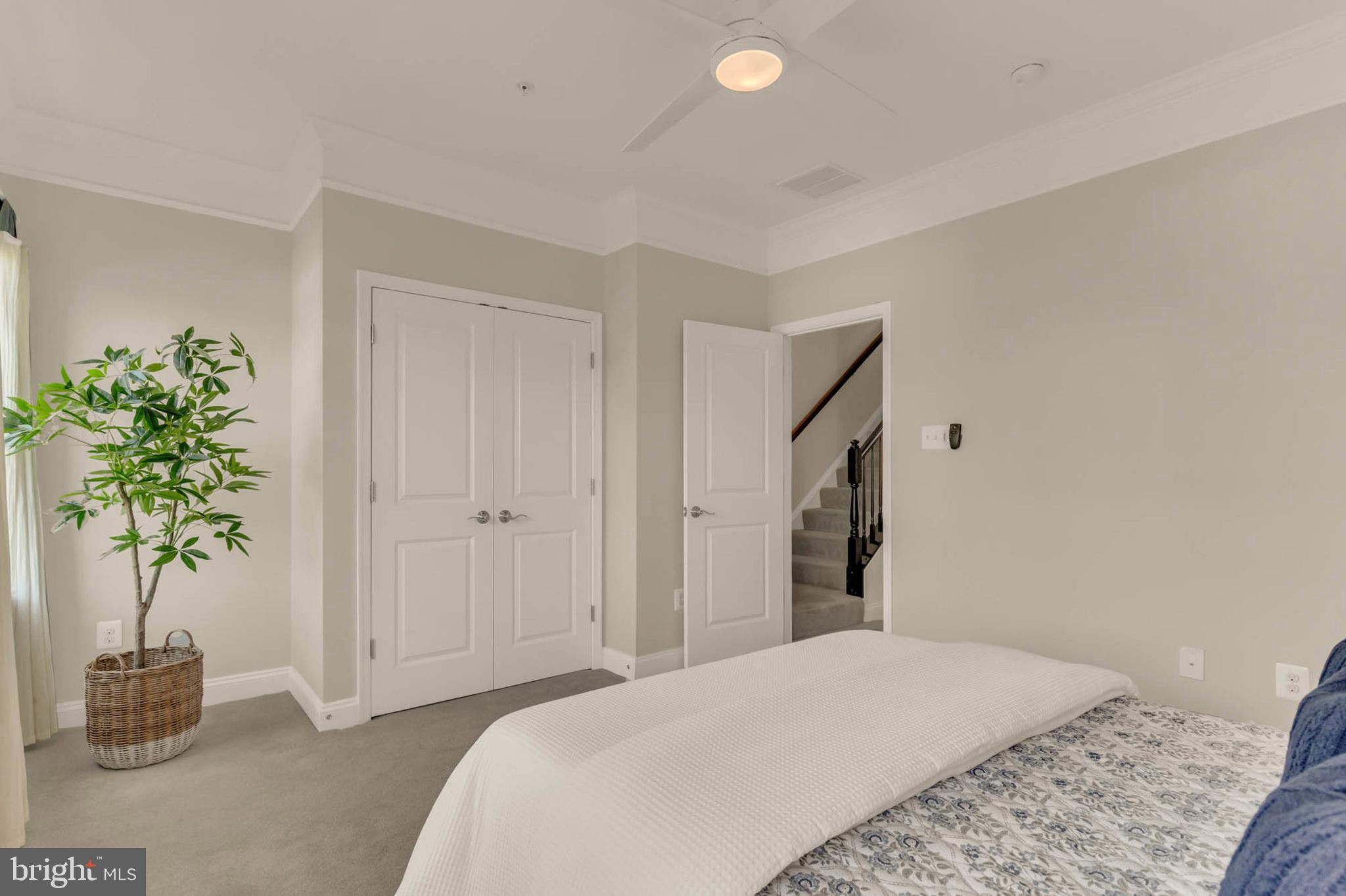 UPTOWN AT MURRAY HILL - Residential