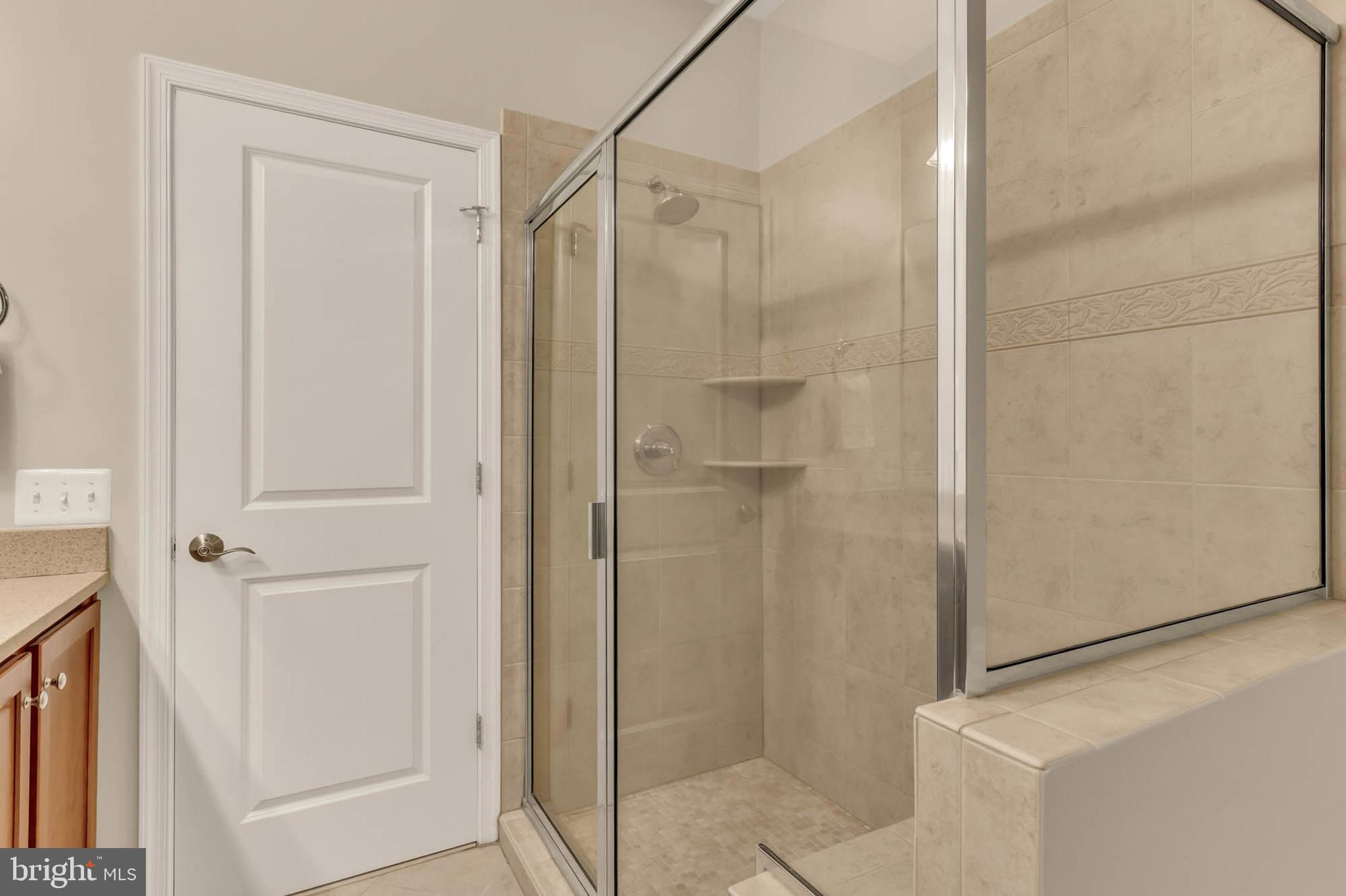 UPTOWN AT MURRAY HILL - Residential