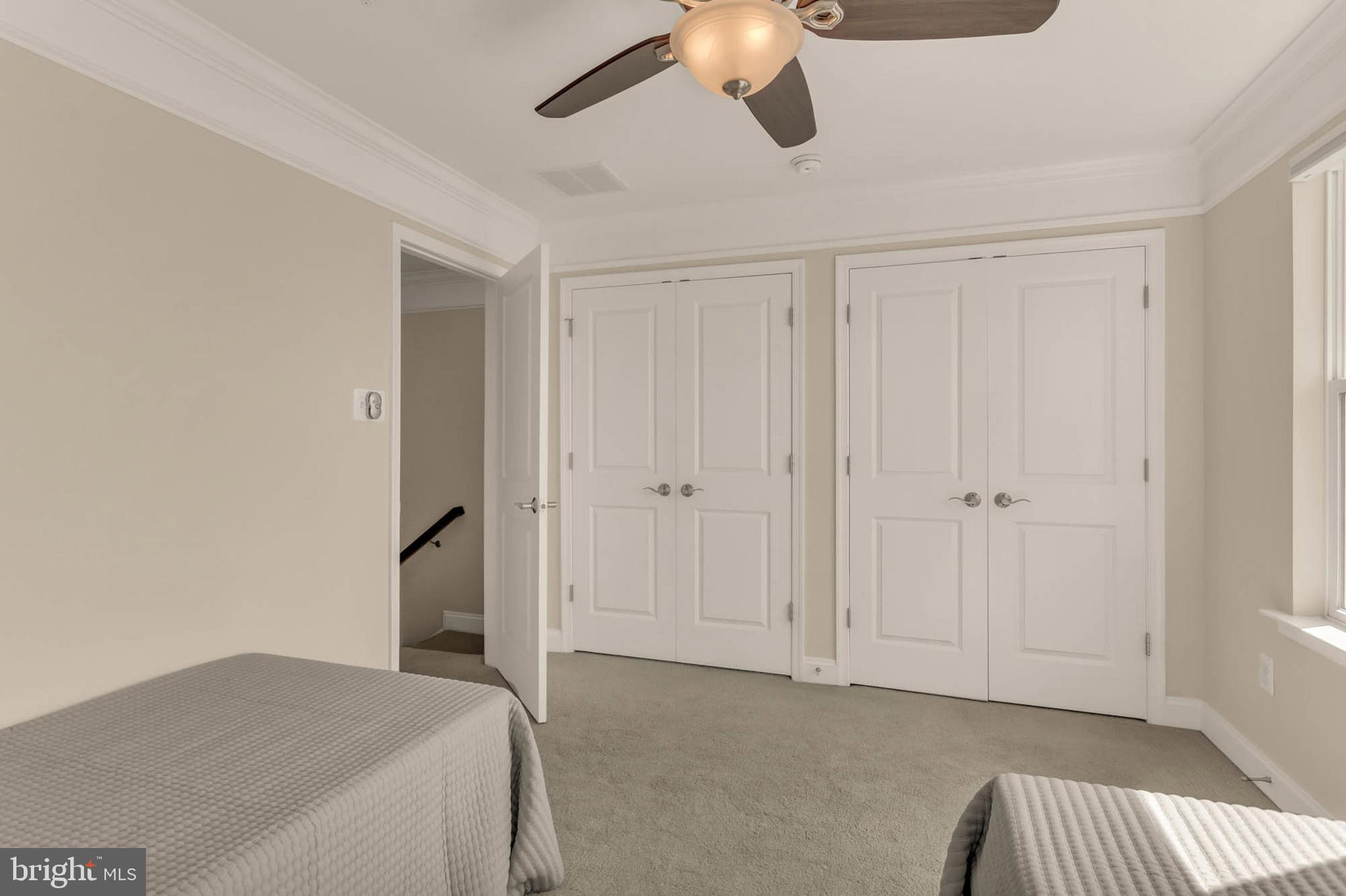 UPTOWN AT MURRAY HILL - Residential