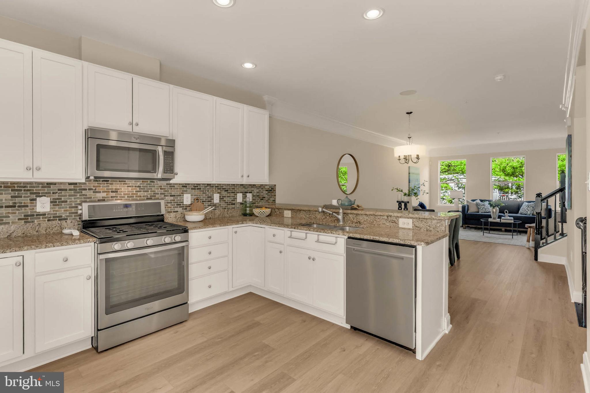 UPTOWN AT MURRAY HILL - Residential