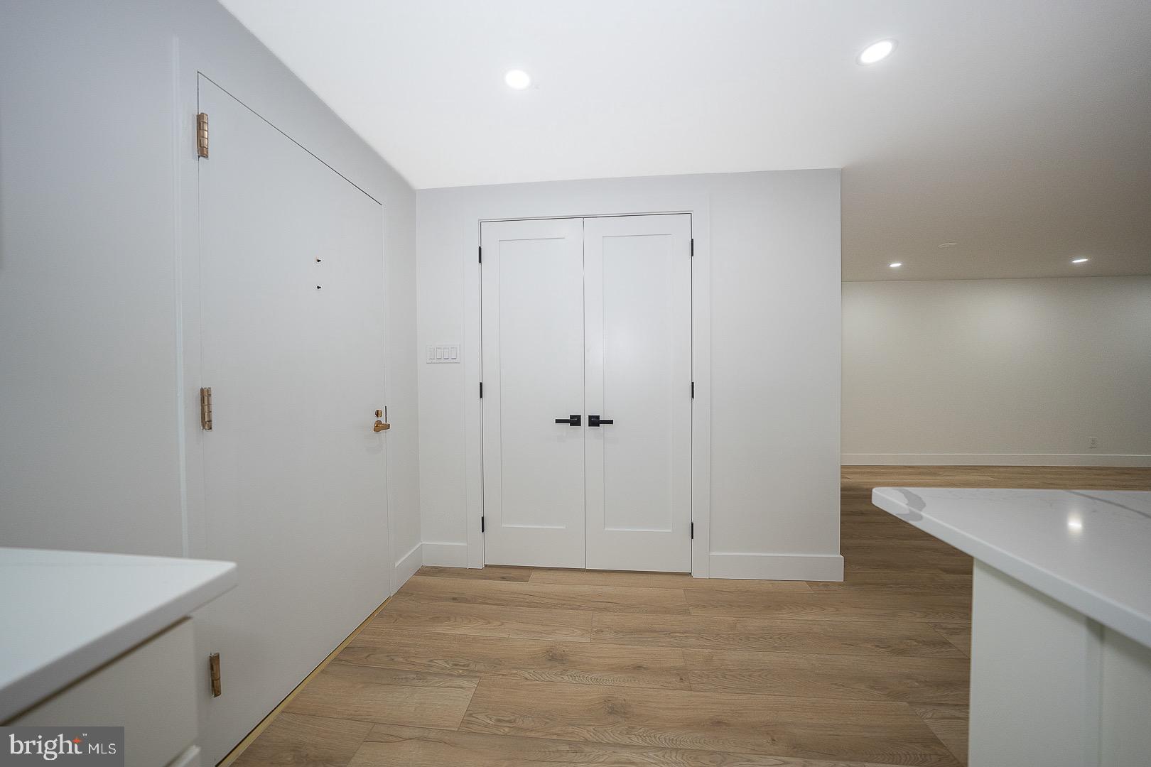 VALLEY FORGE TOWER - Residential