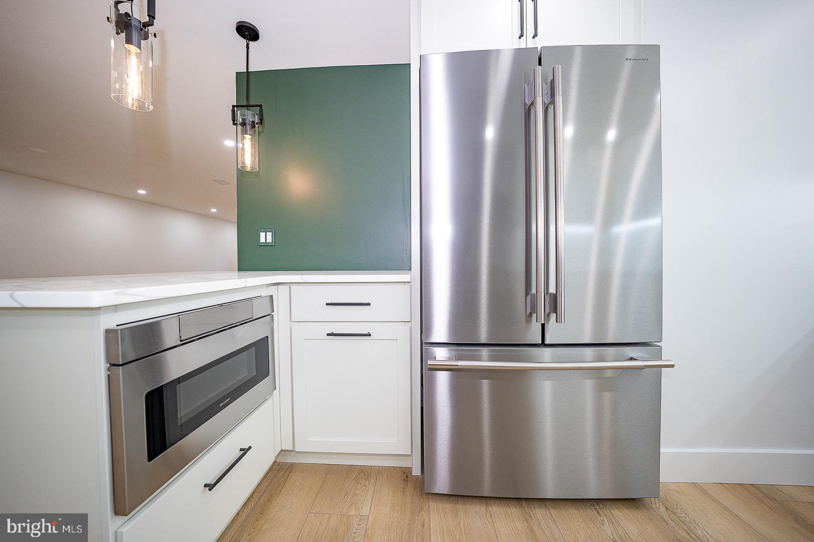 VALLEY FORGE TOWER - Residential